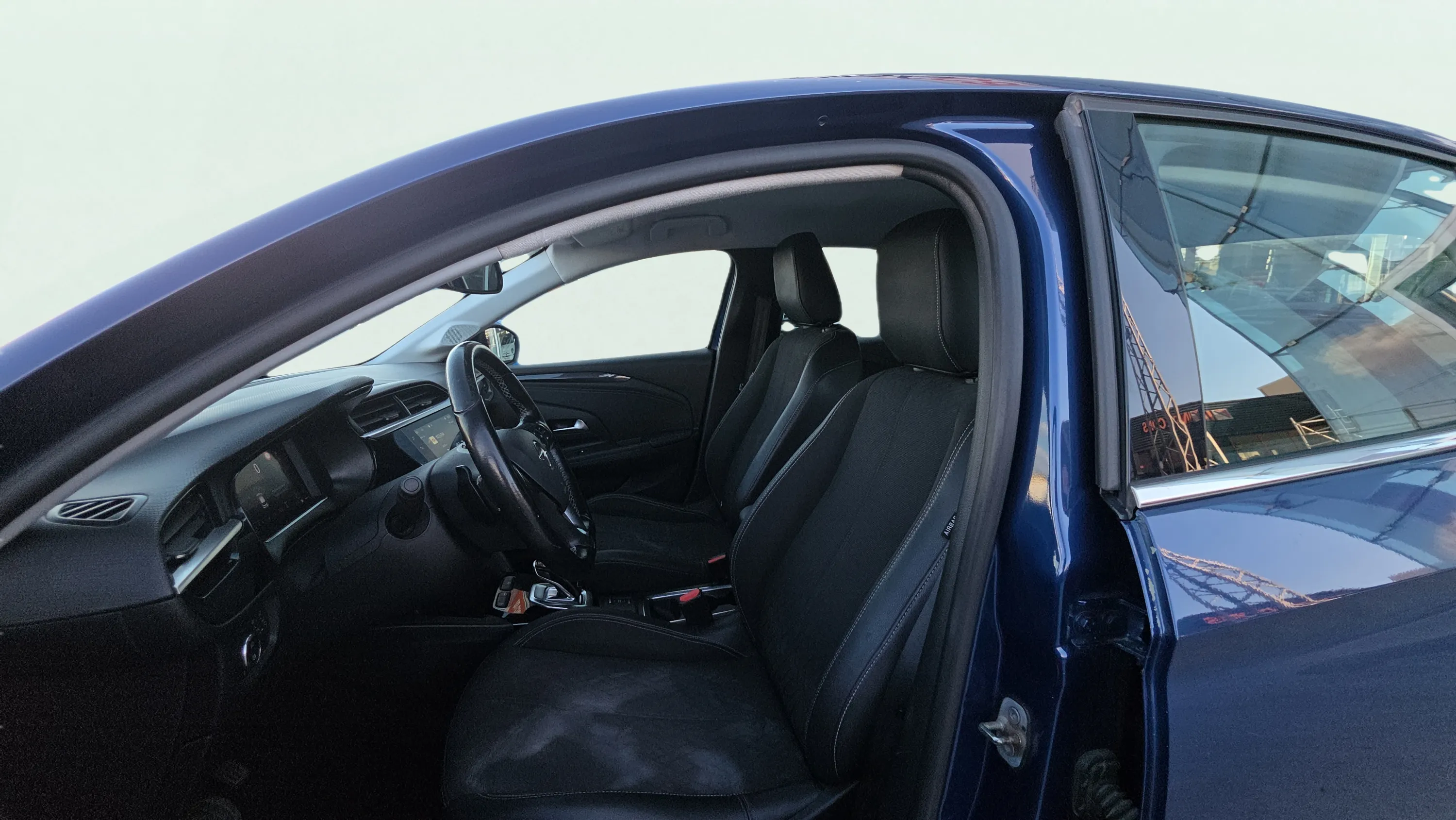 Opel Corsa 1.2T XHL Elegance - foto 19