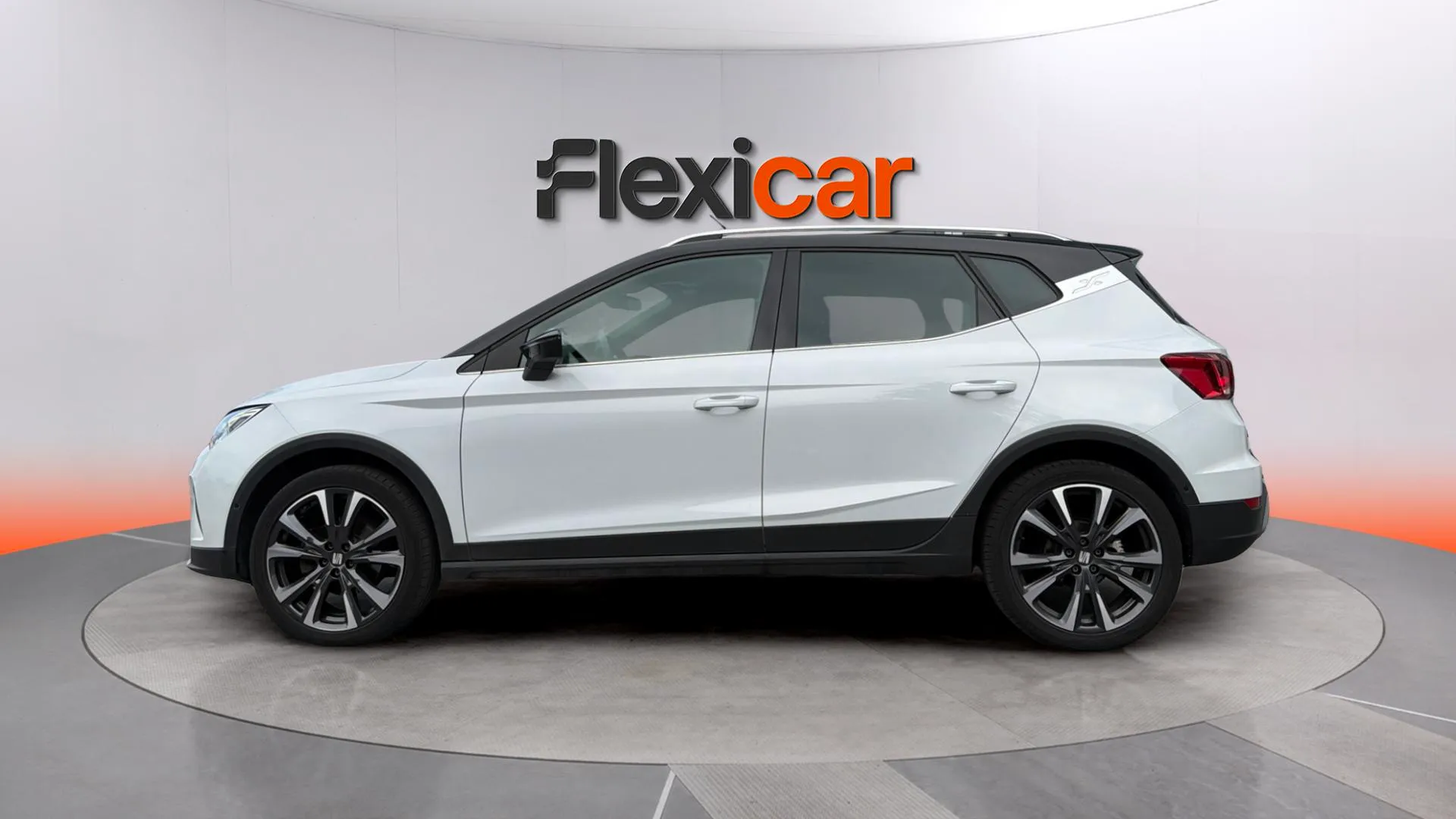 SEAT Arona 1.5 TSI DSG Xperience Special Ed - foto 3