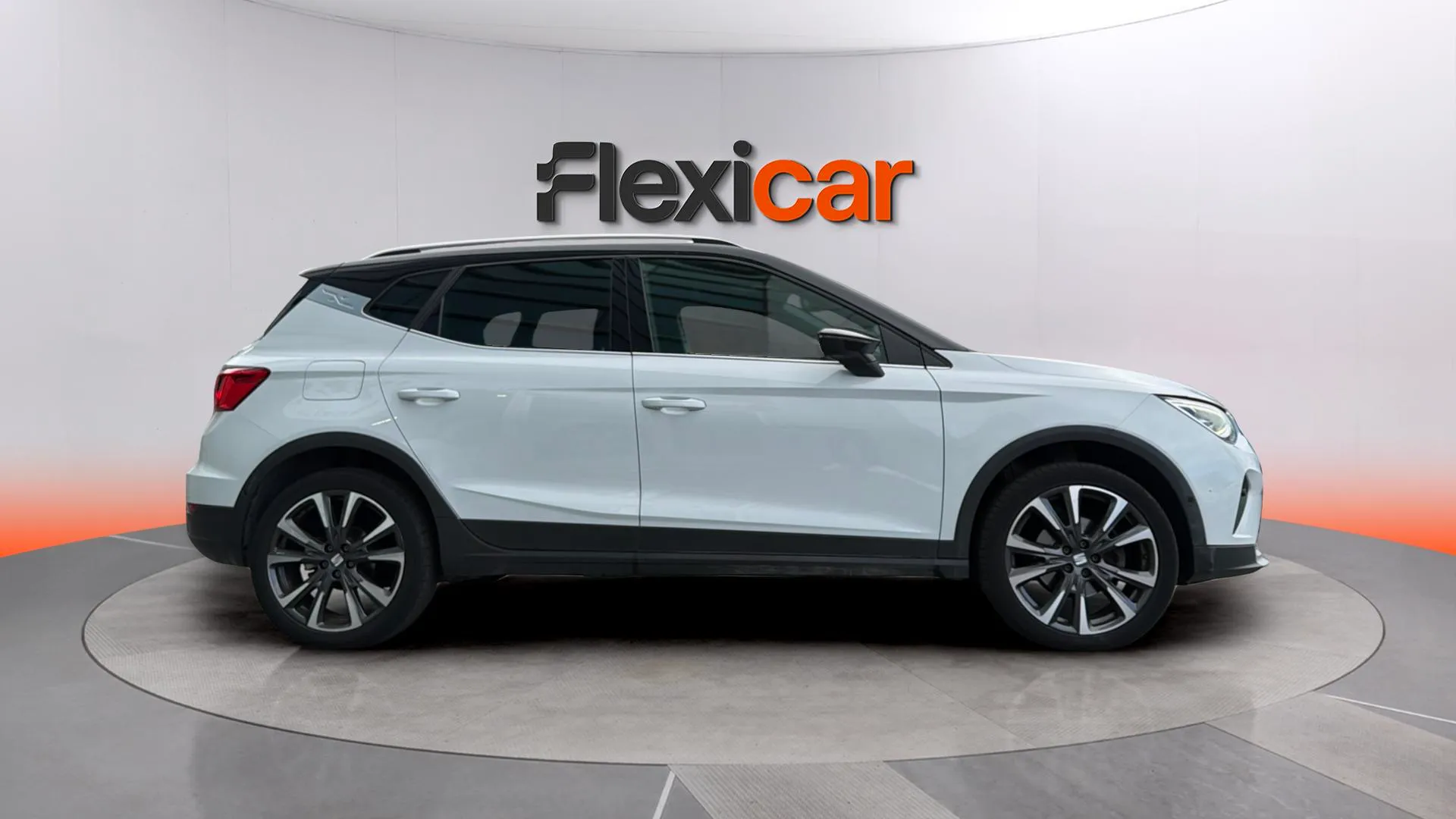 SEAT Arona 1.5 TSI DSG Xperience Special Ed - foto 6