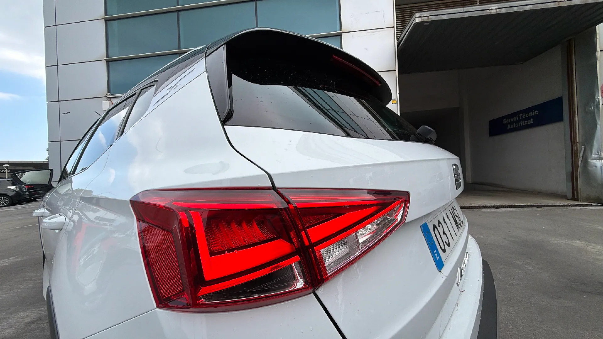 SEAT Arona 1.5 TSI DSG Xperience Special Ed - foto 32
