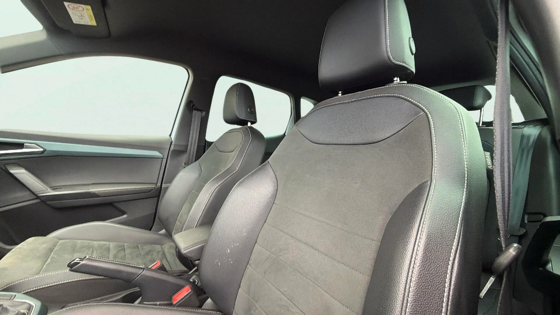 SEAT Arona 1.5 TSI DSG Xperience Special Ed - foto 10