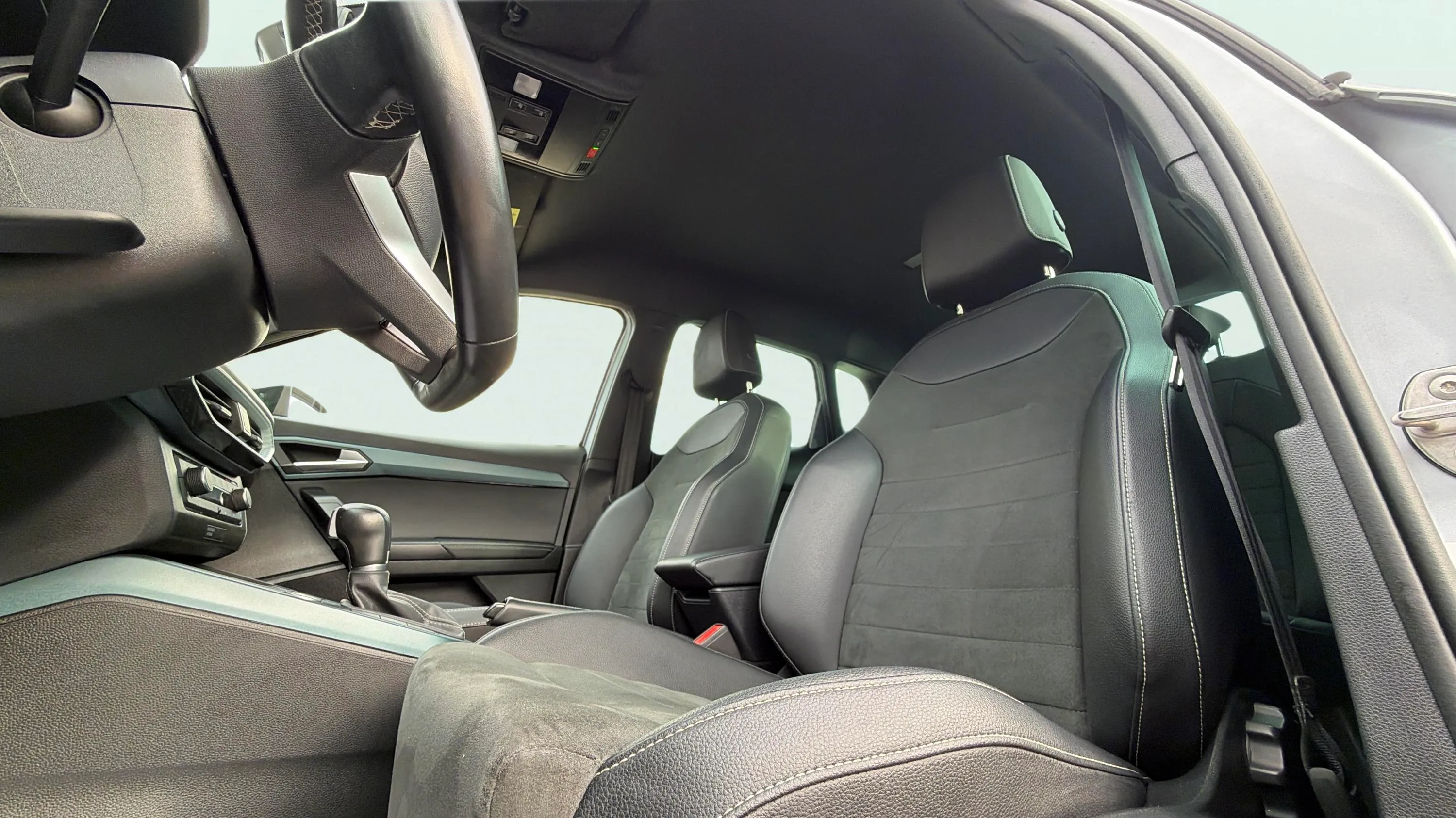 SEAT Arona 1.5 TSI DSG Special Edition - foto 12