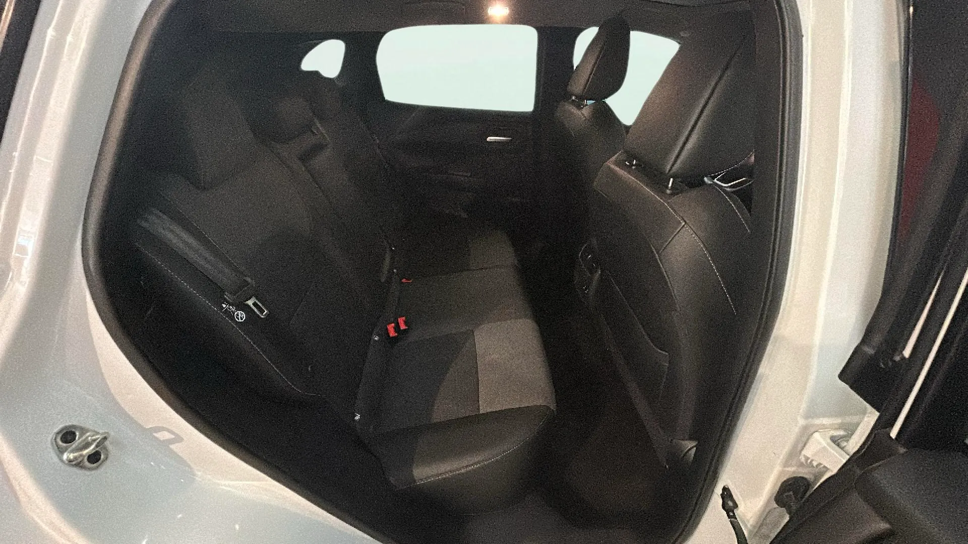 Nissan Qashqai DIG-T N-Connecta - foto 9
