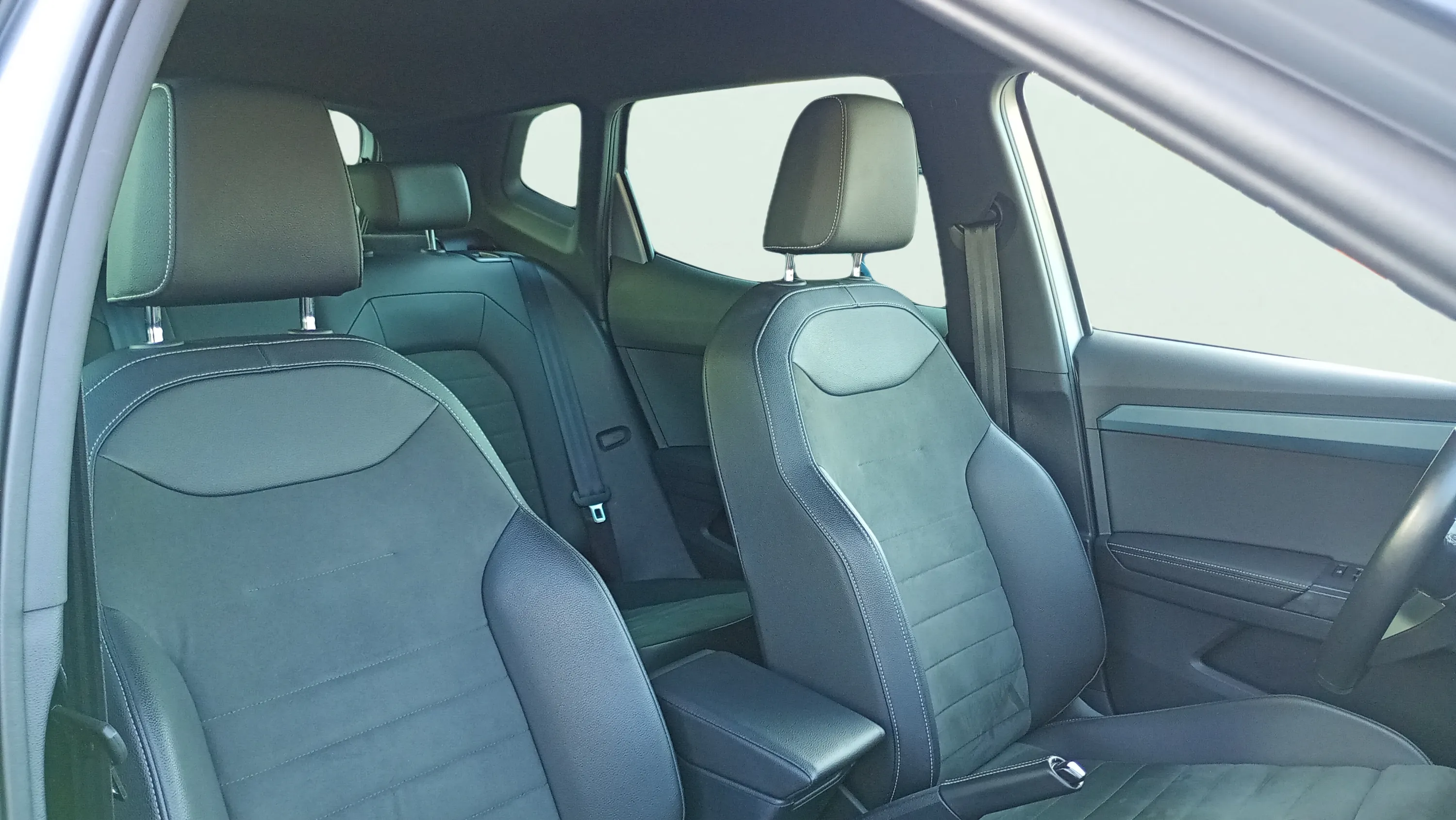 SEAT Arona 1.0 TSI DSG Style Special Edition - foto 8