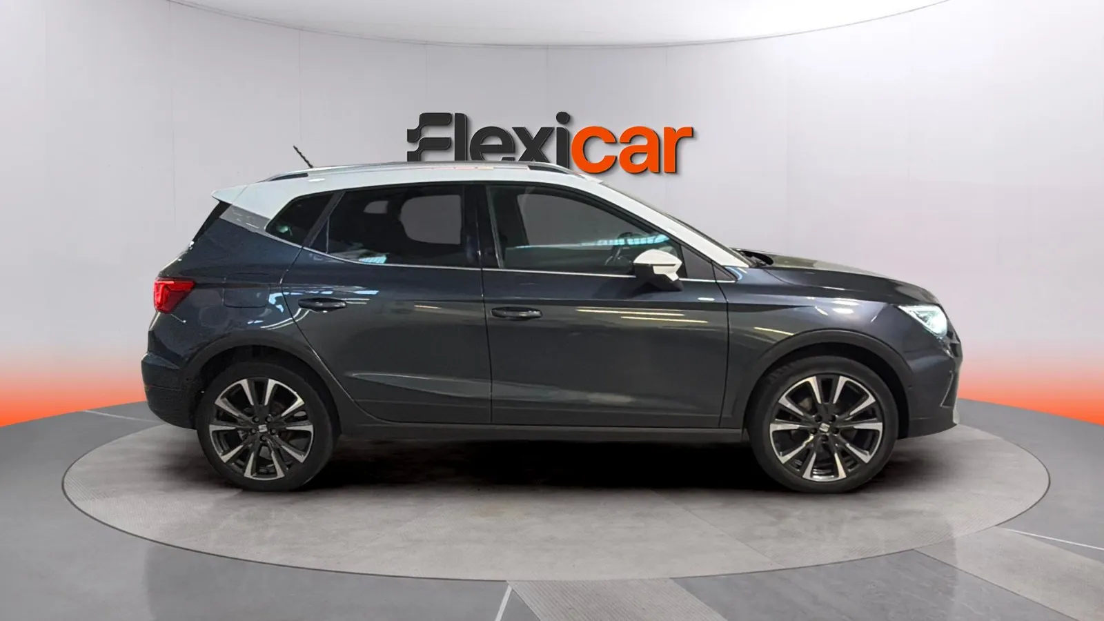SEAT Arona 1.0 TSI DSG Style Special Edition - foto 2