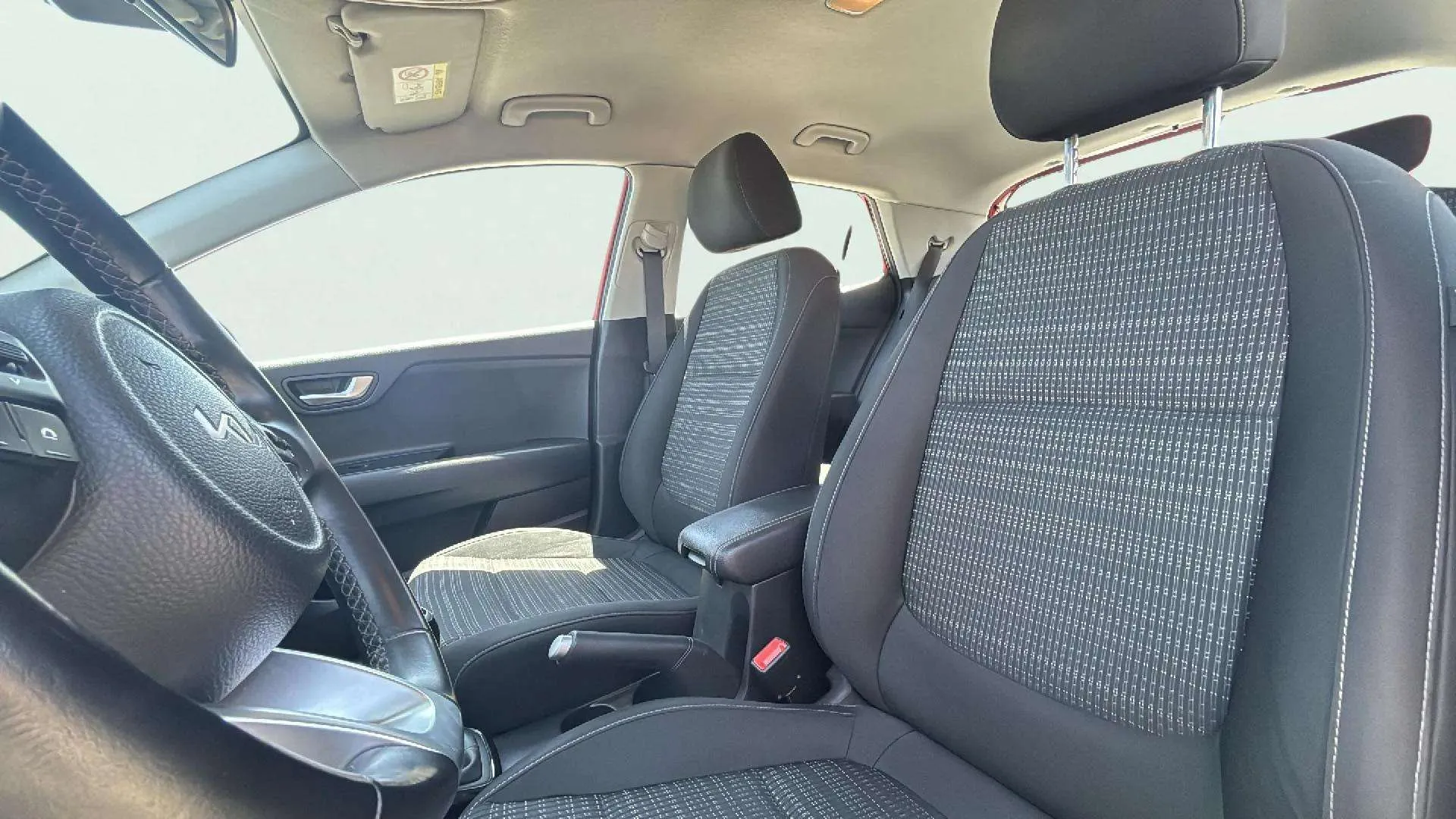 Kia Stonic 1.0 T-GDi MHEV Drive - foto 14