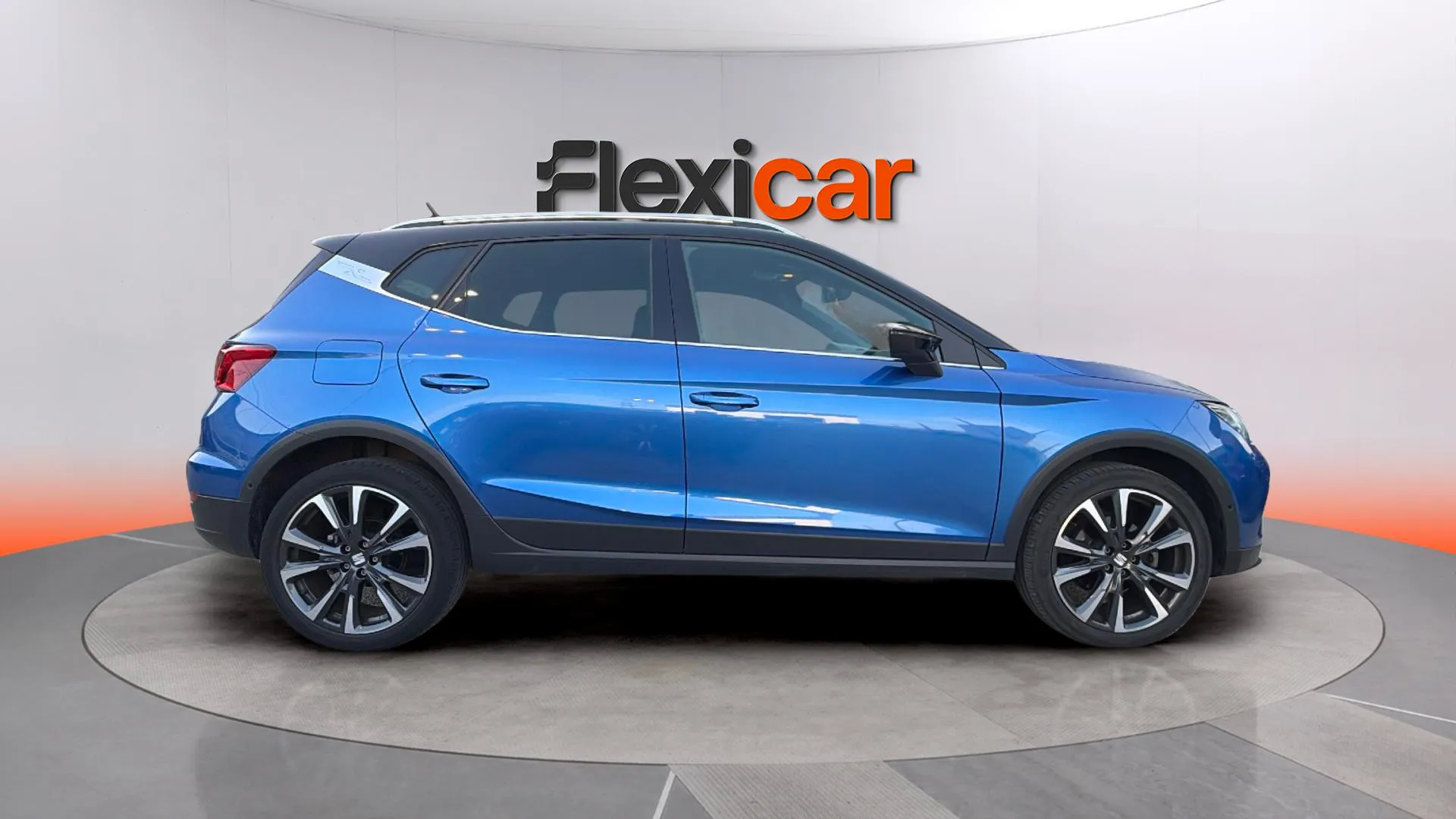 SEAT Arona 1.5 TSI DSG Special Edition - foto 2