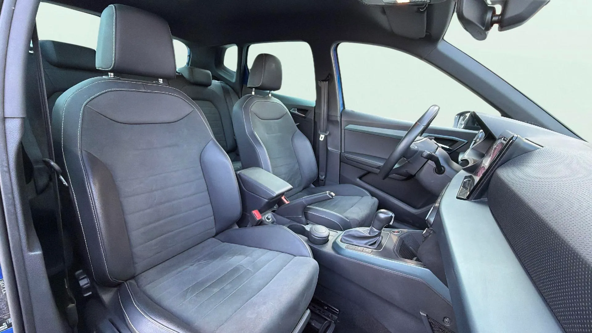 SEAT Arona 1.5 TSI DSG Special Edition - foto 9