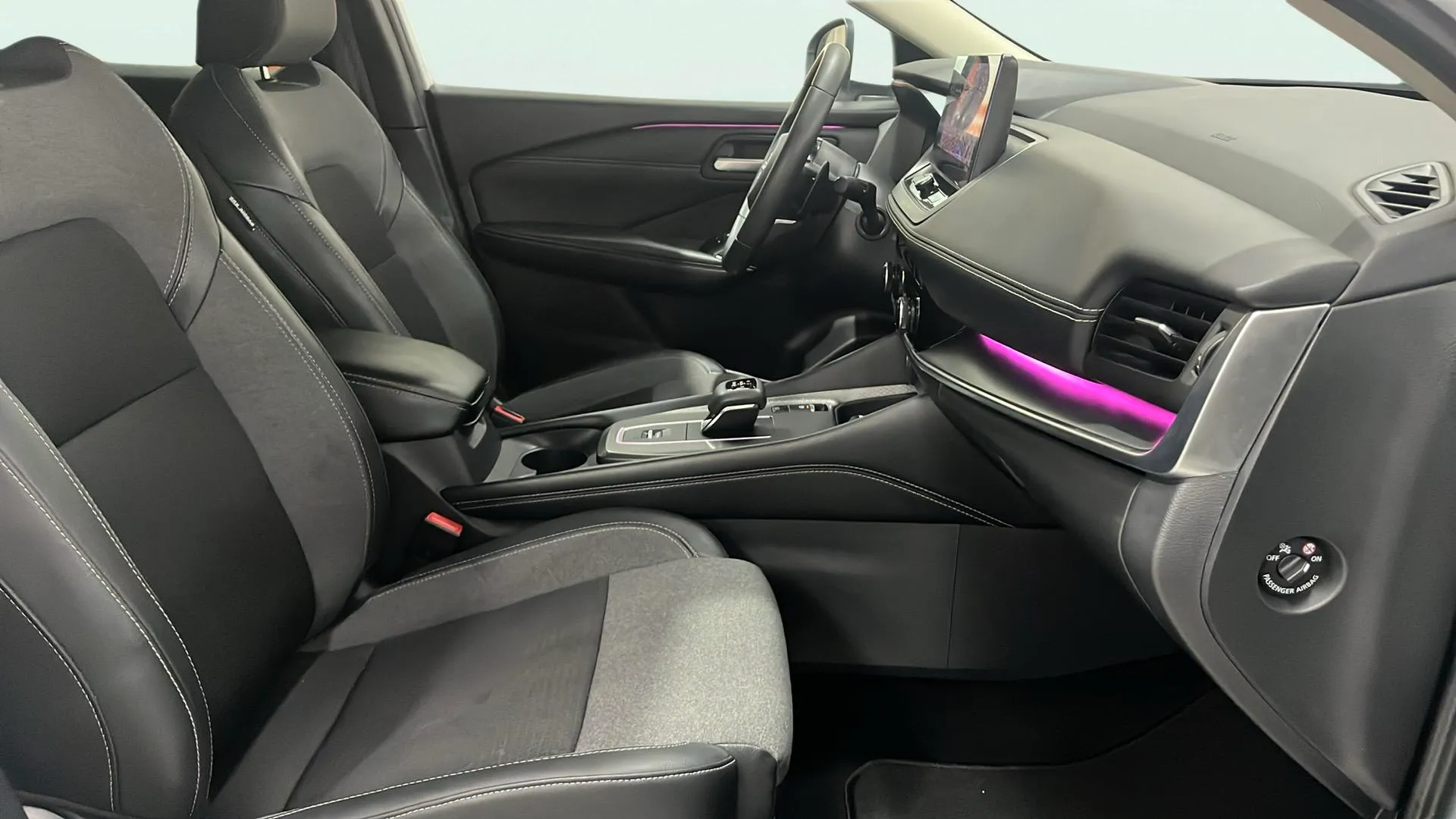 Nissan Qashqai DIG-T CVT N-Connecta - foto 12
