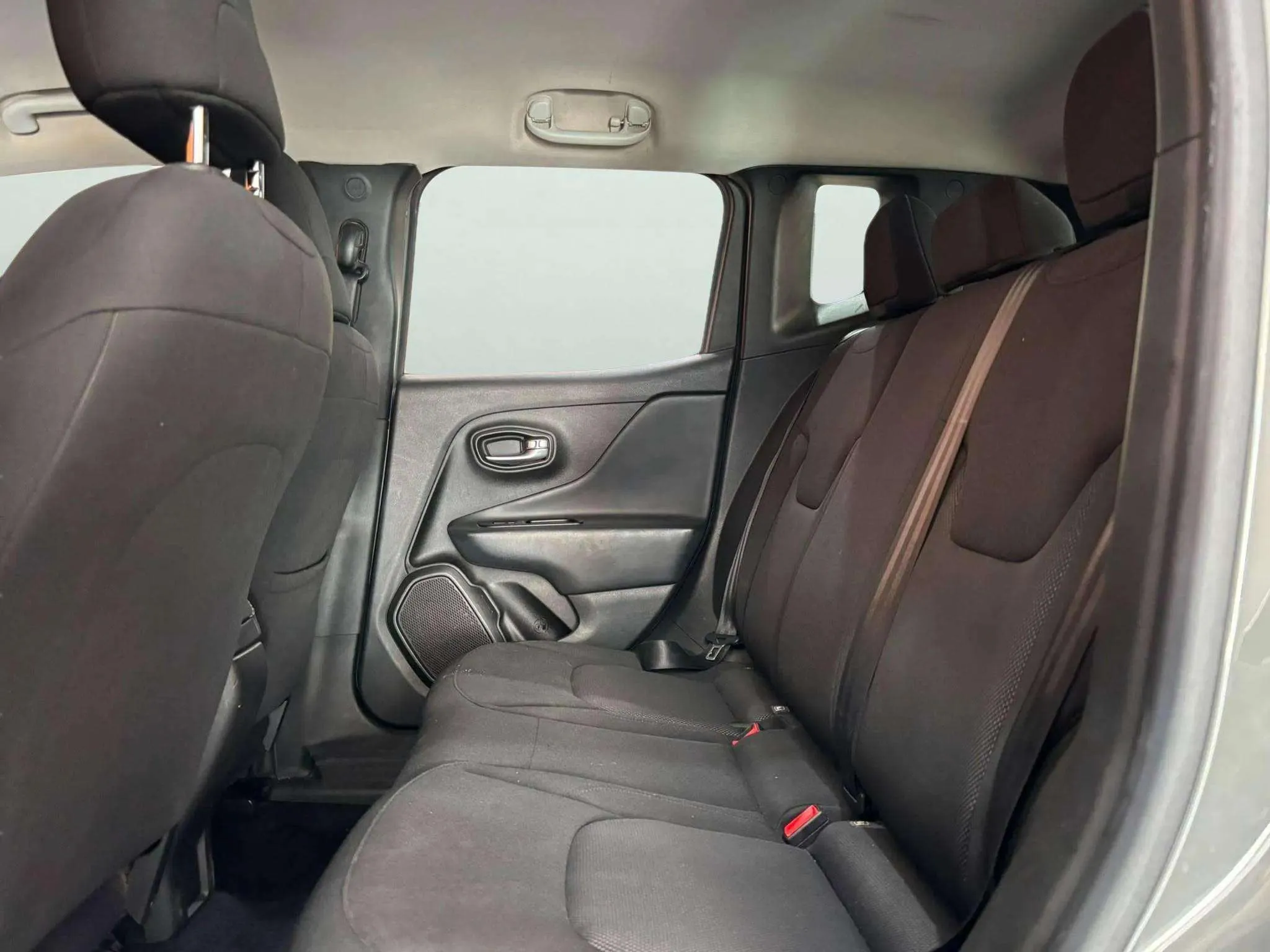 Jeep Renegade Longitude 1.0G 4x2 - foto 18