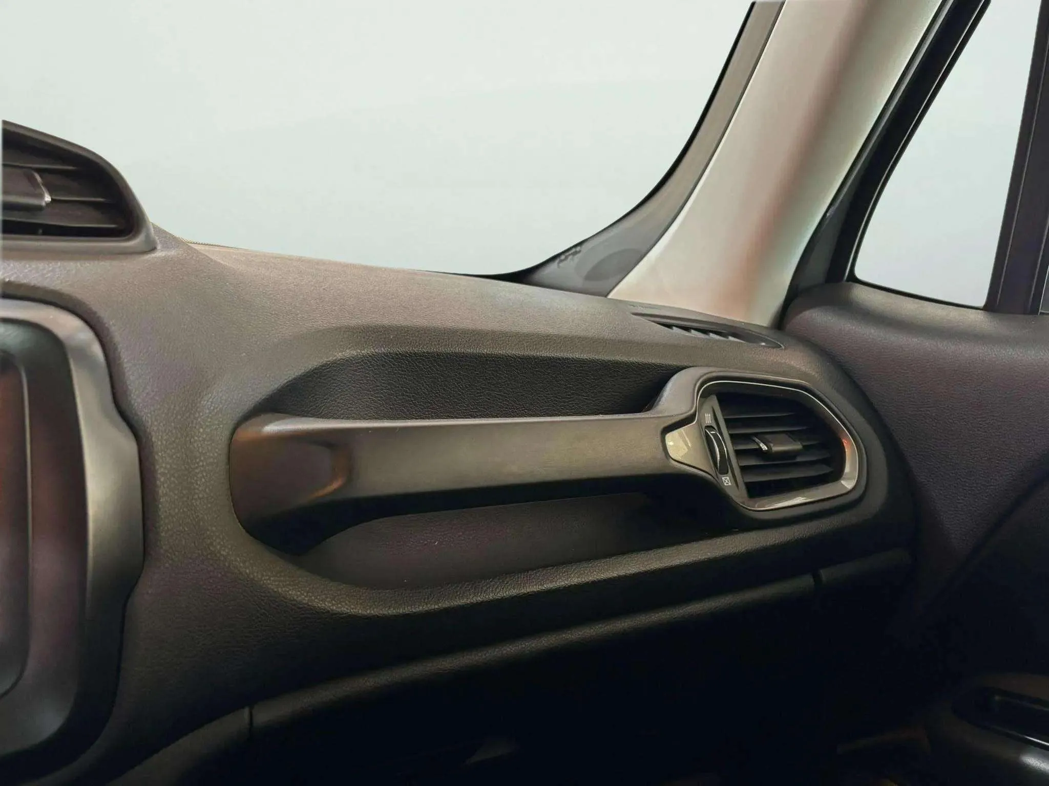 Jeep Renegade Longitude 1.0G 4x2 - foto 20