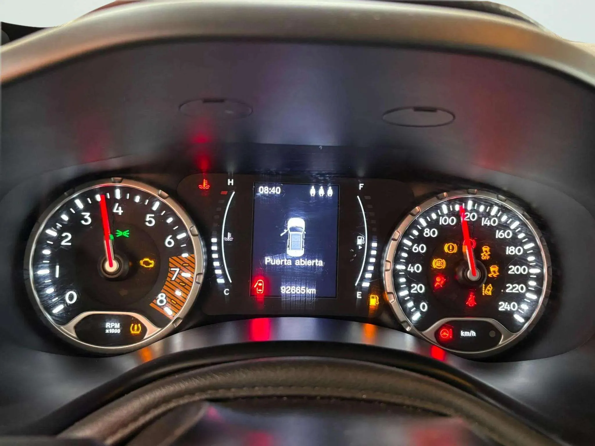 Jeep Renegade Longitude 1.0G 4x2 - foto 21