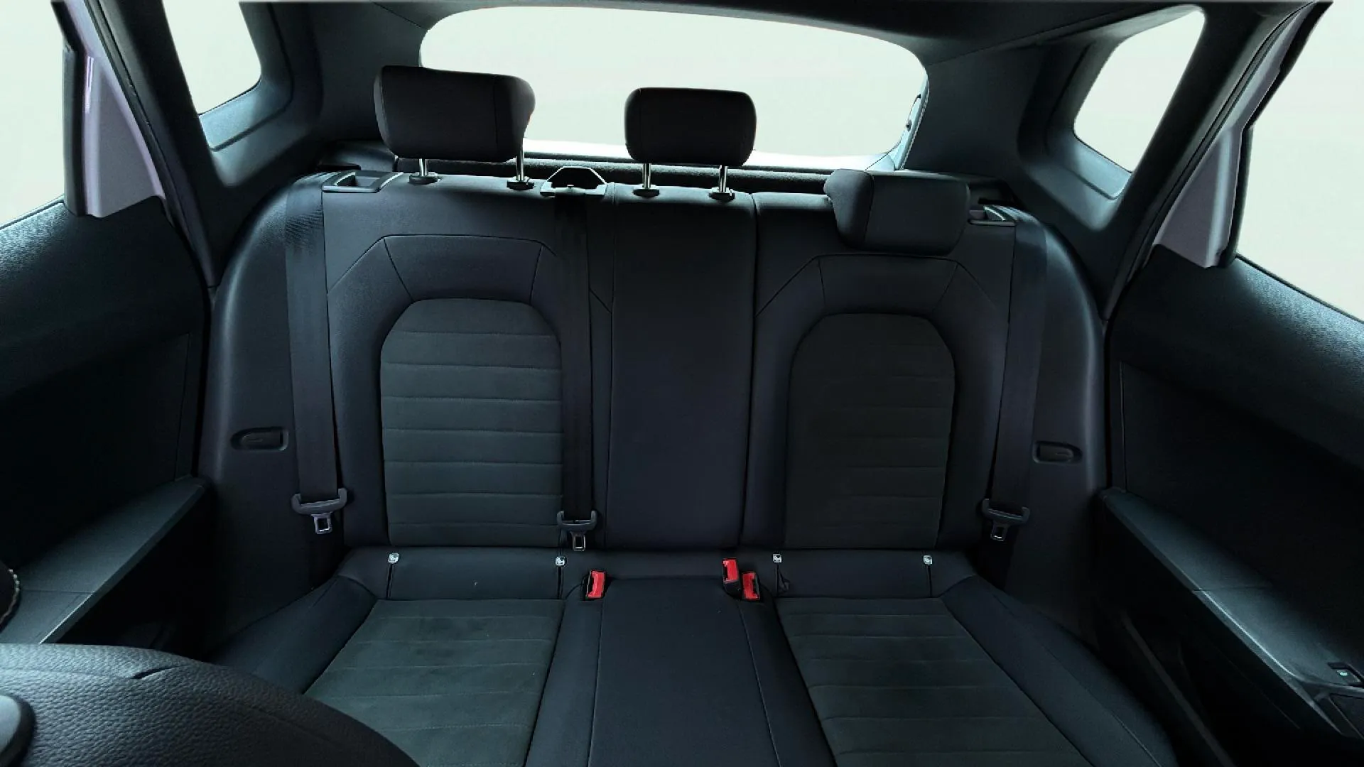 SEAT Arona 1.5 TSI DSG Special Edition - foto 14