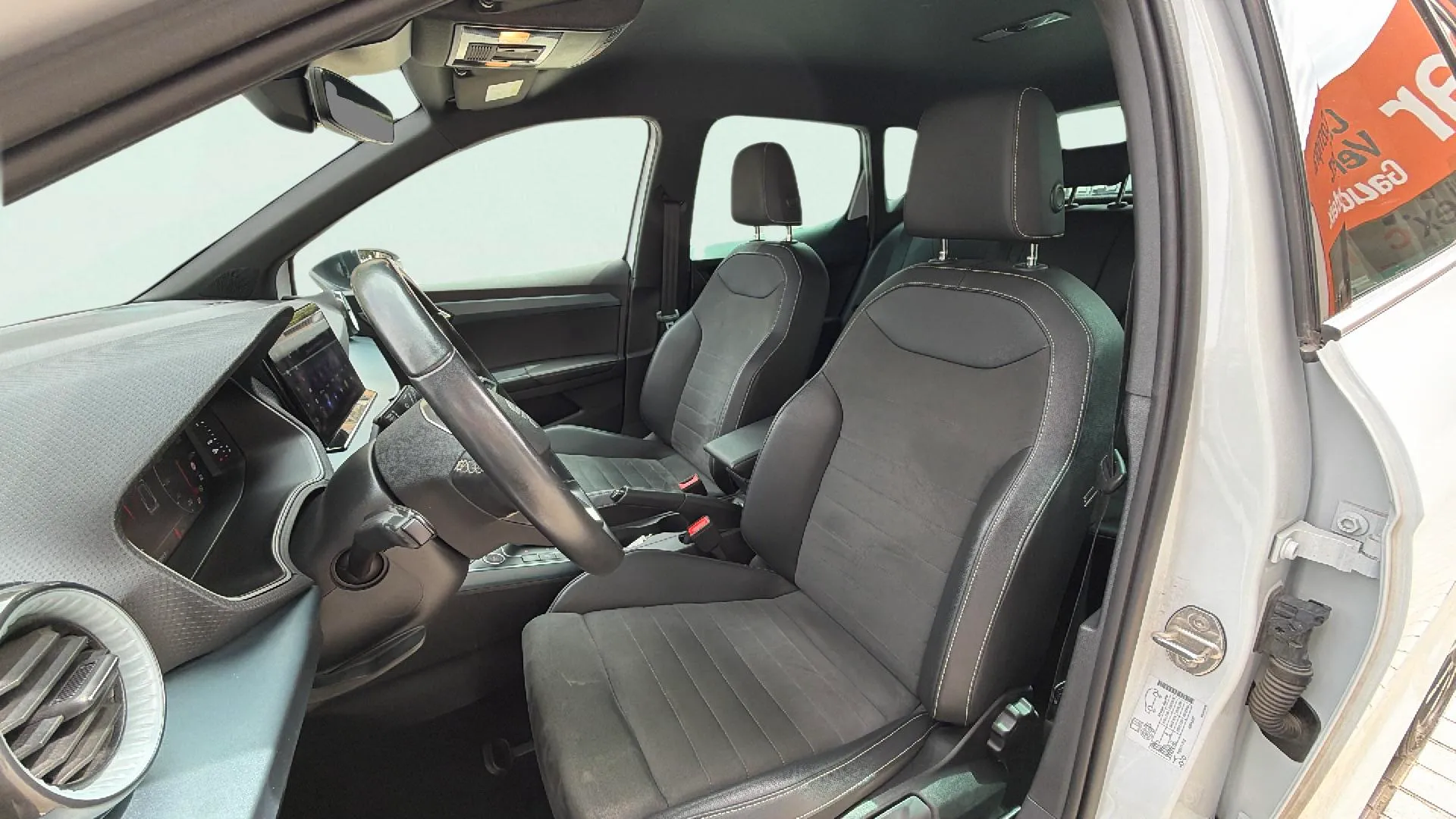 SEAT Arona 1.5 TSI DSG Special Edition - foto 12