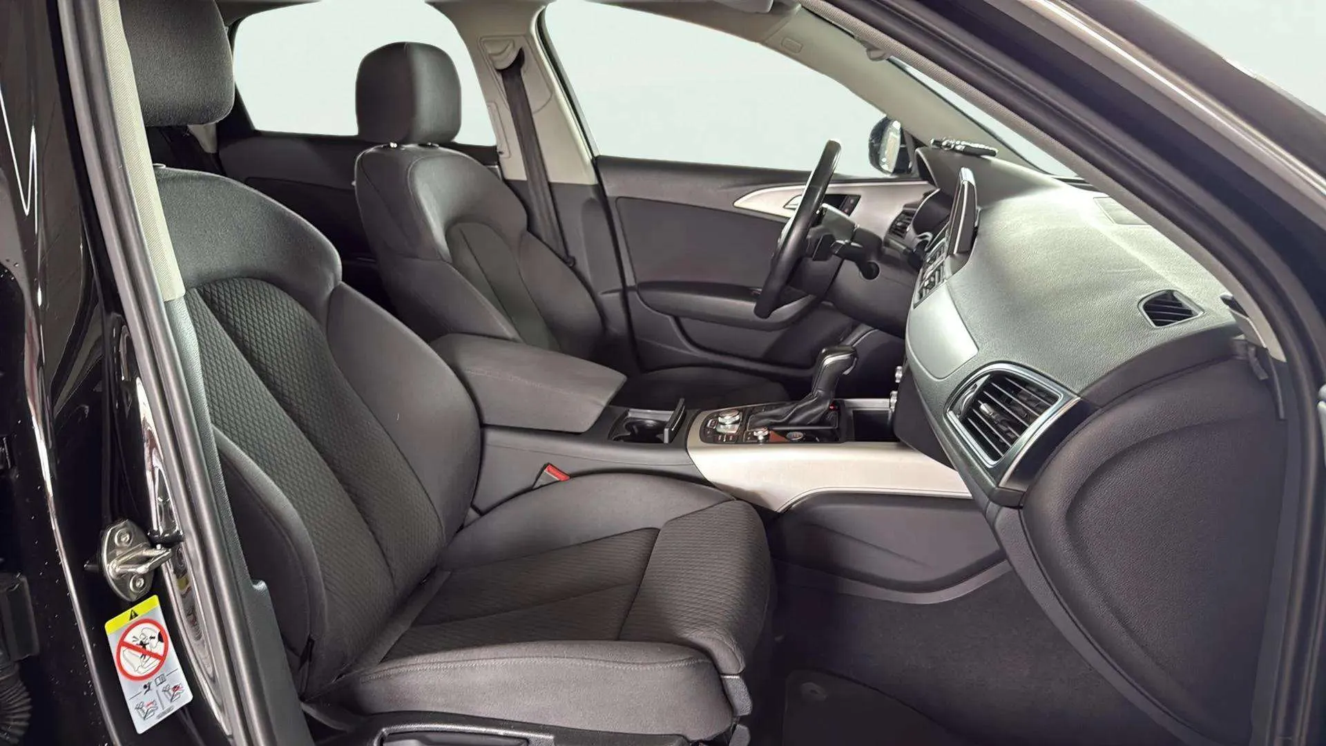 Audi A6 2.0 TDI ultra S tronic - foto 13