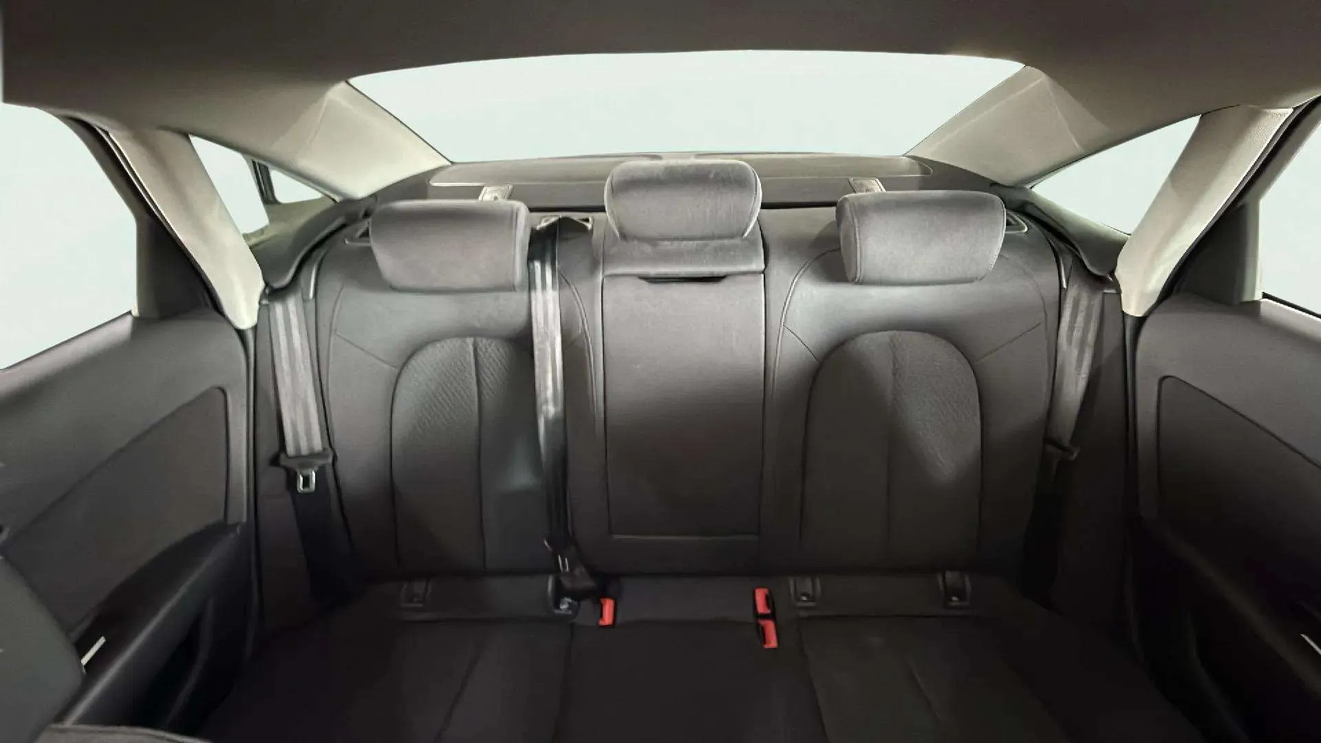 Audi A6 2.0 TDI ultra S tronic - foto 15
