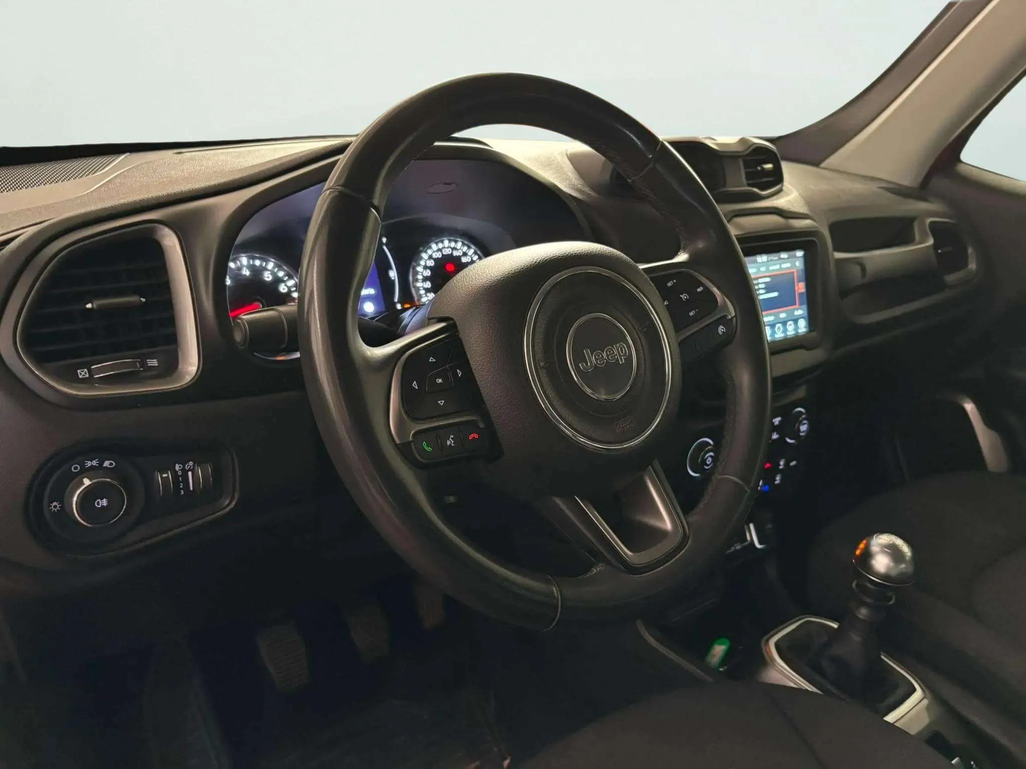 Jeep Renegade Longitude 1.0G 4x2 - foto 5