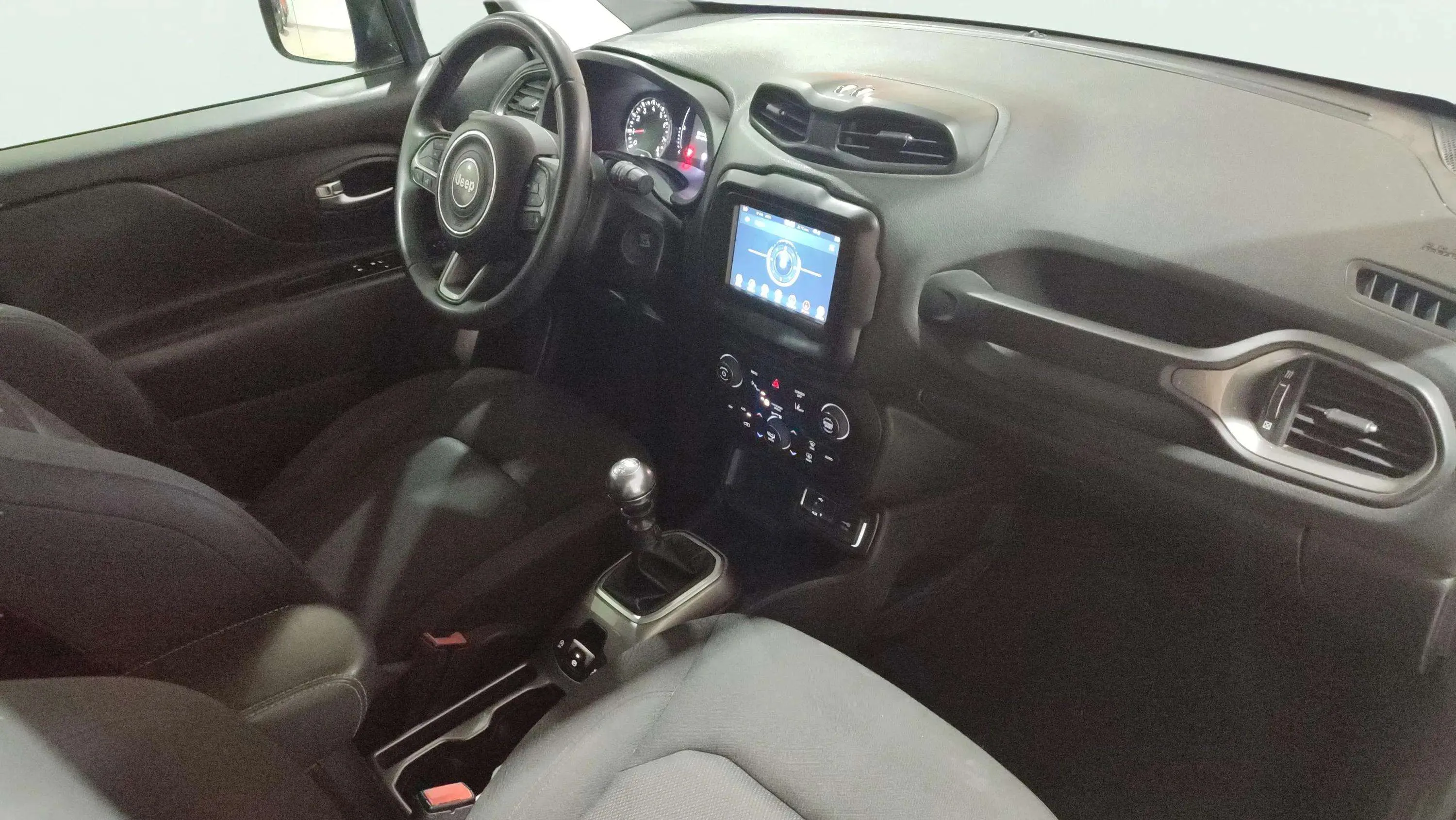 Jeep Renegade Longitude 1.0G 4x2 - foto 20