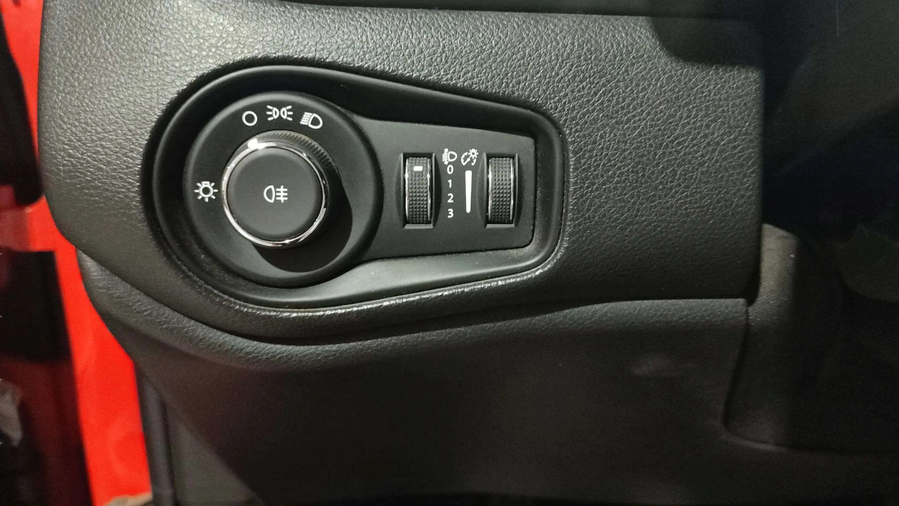 Jeep Renegade Longitude 1.0G 4x2 - foto 7