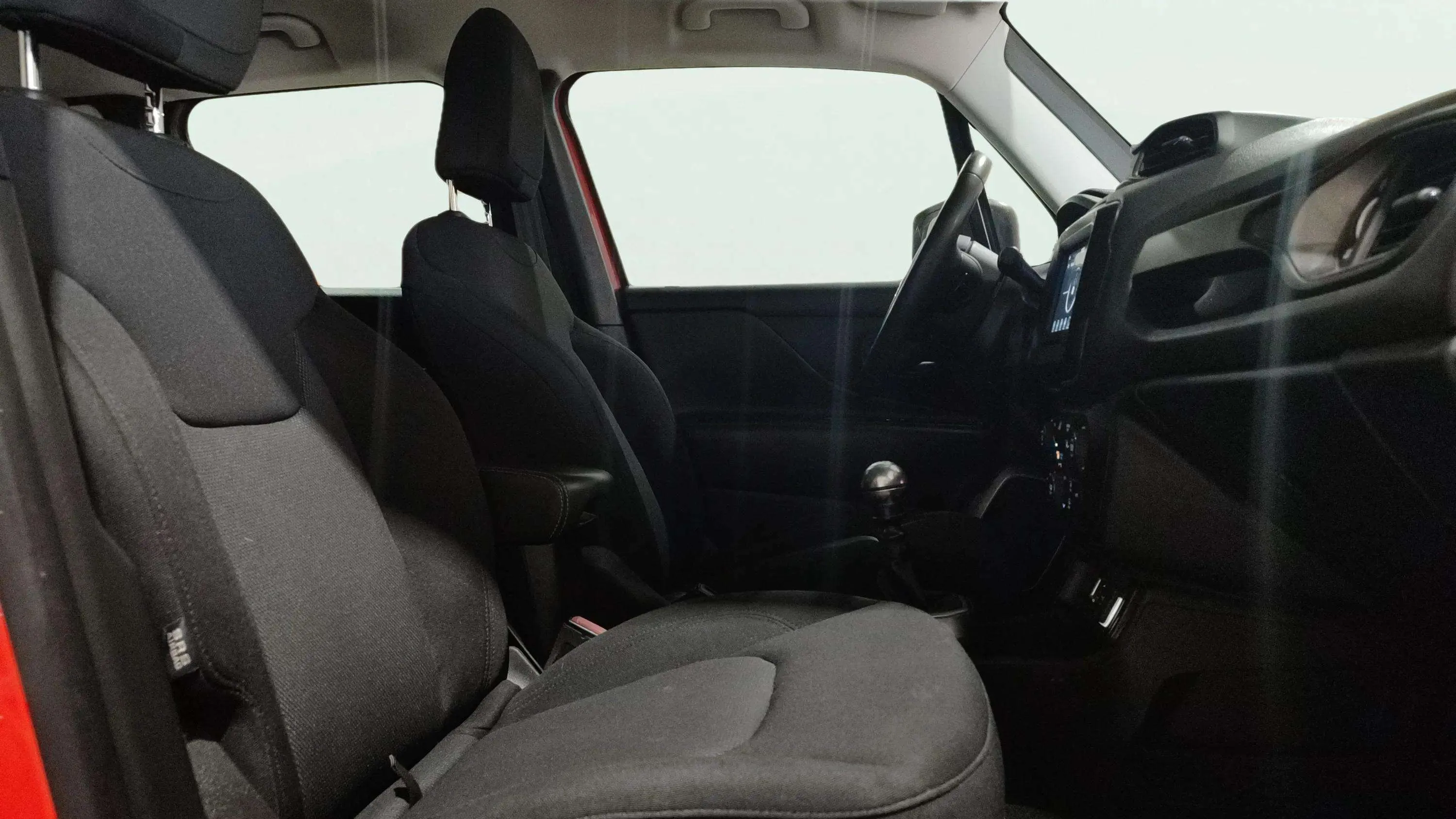 Jeep Renegade Longitude 1.0G 4x2 - foto 19