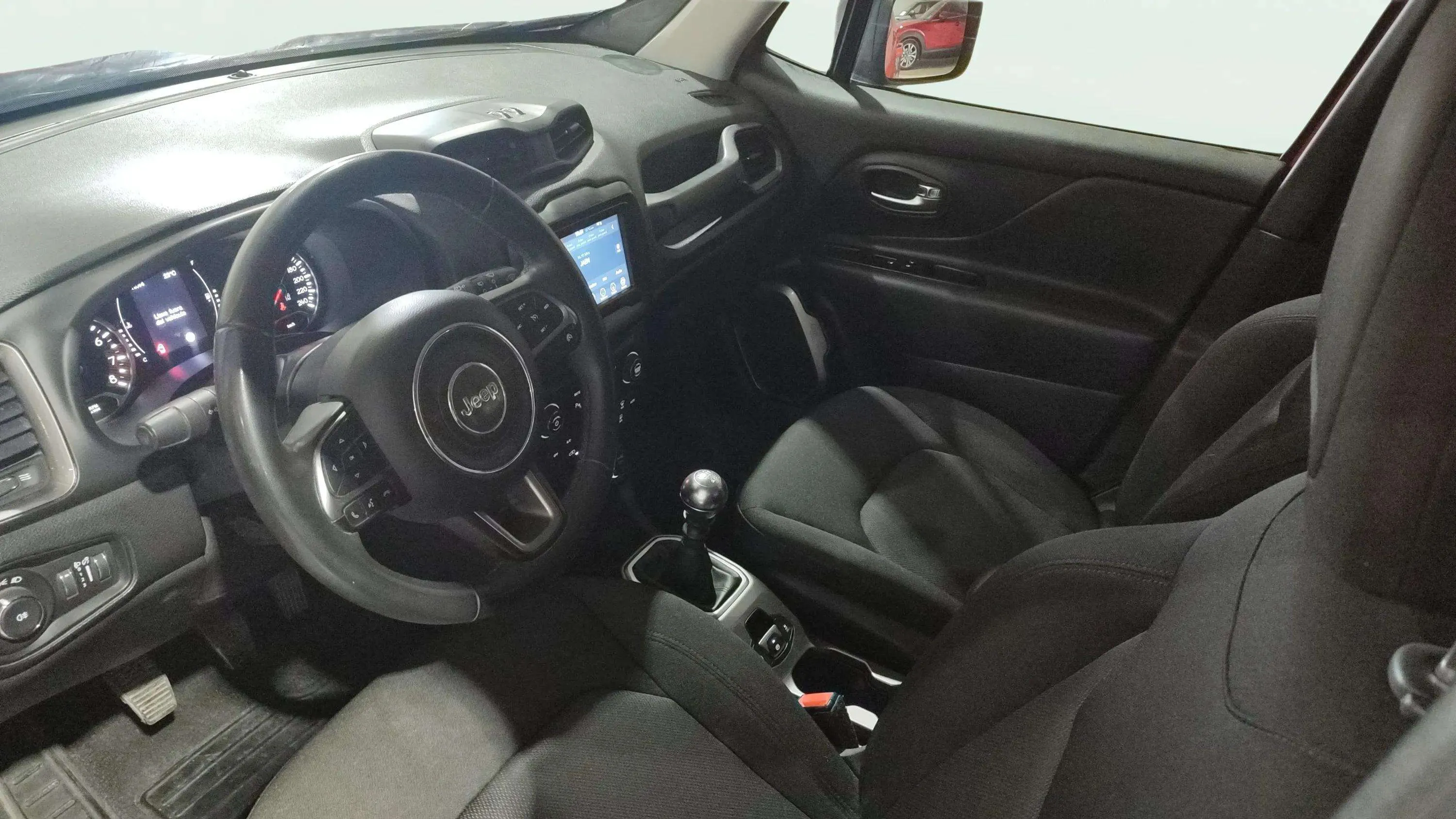 Jeep Renegade Longitude 1.0G 4x2 - foto 6