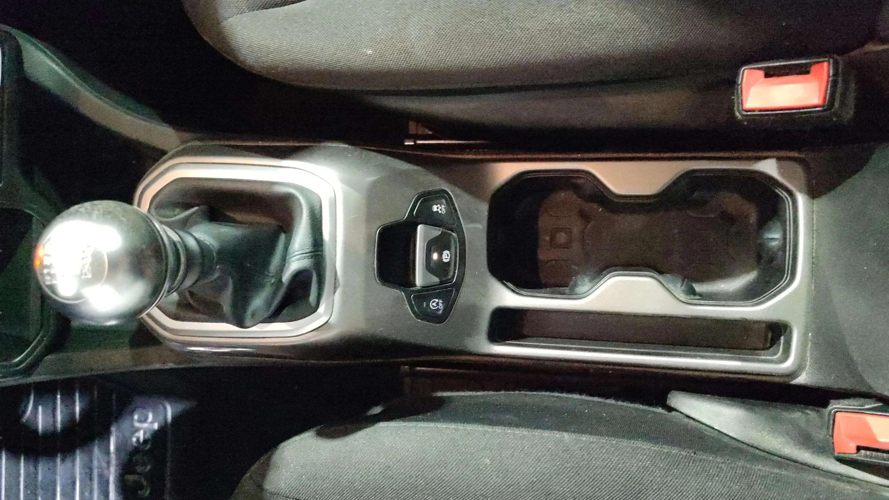 Jeep Renegade Longitude 1.0G 4x2 - foto 13