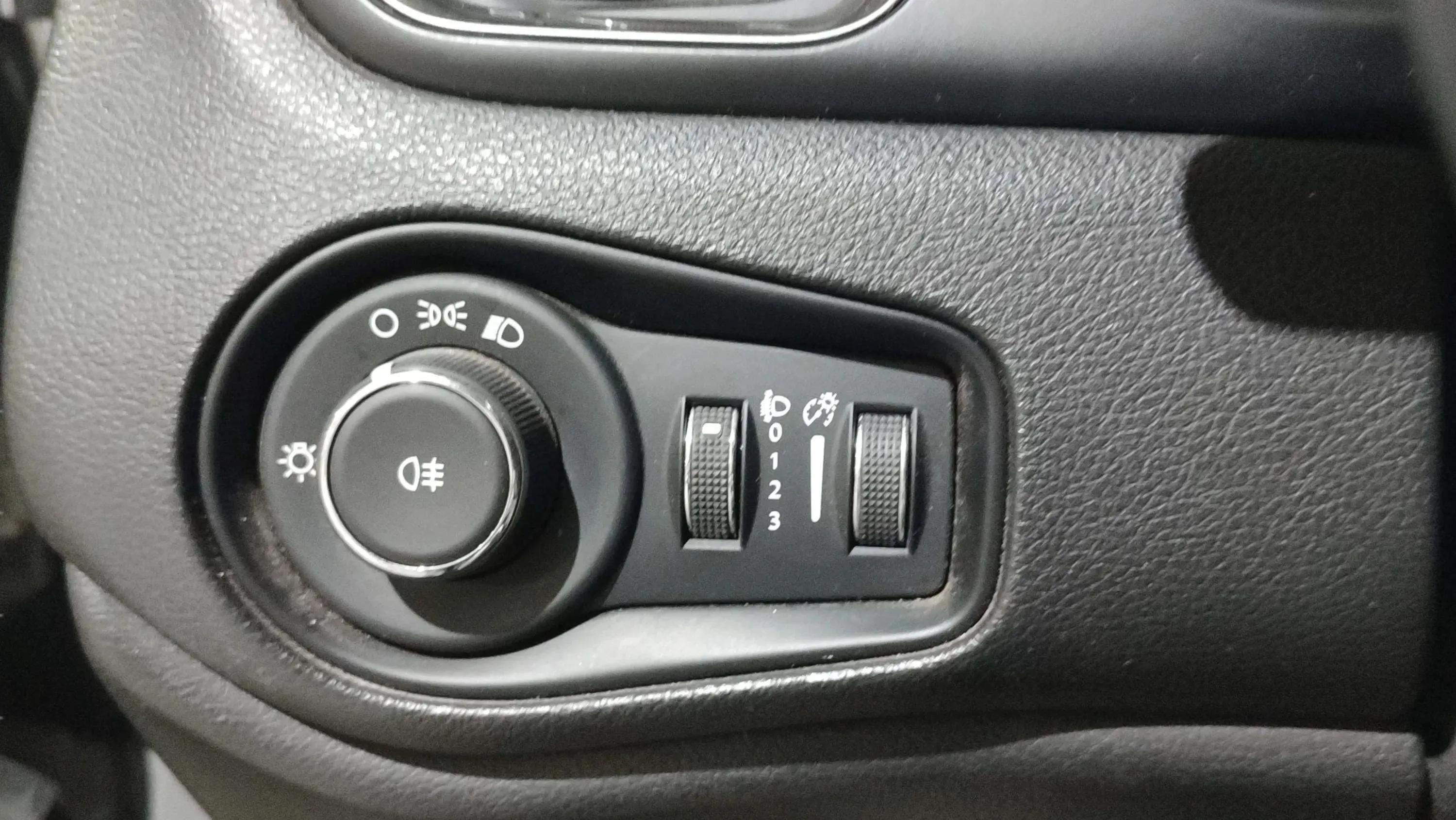 Jeep Renegade Longitude 1.0G 4x2 - foto 7