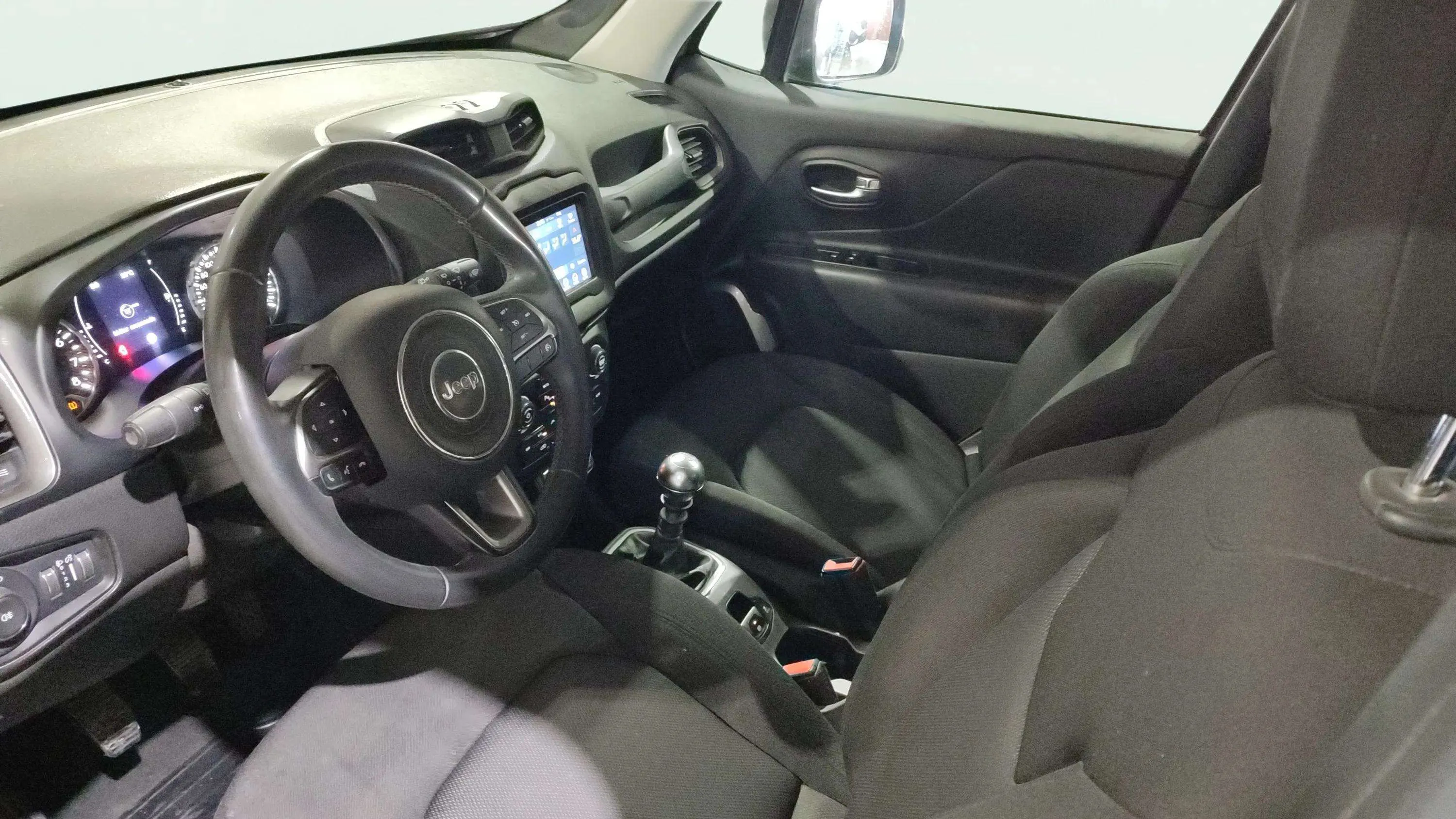 Jeep Renegade Longitude 1.0G 4x2 - foto 6