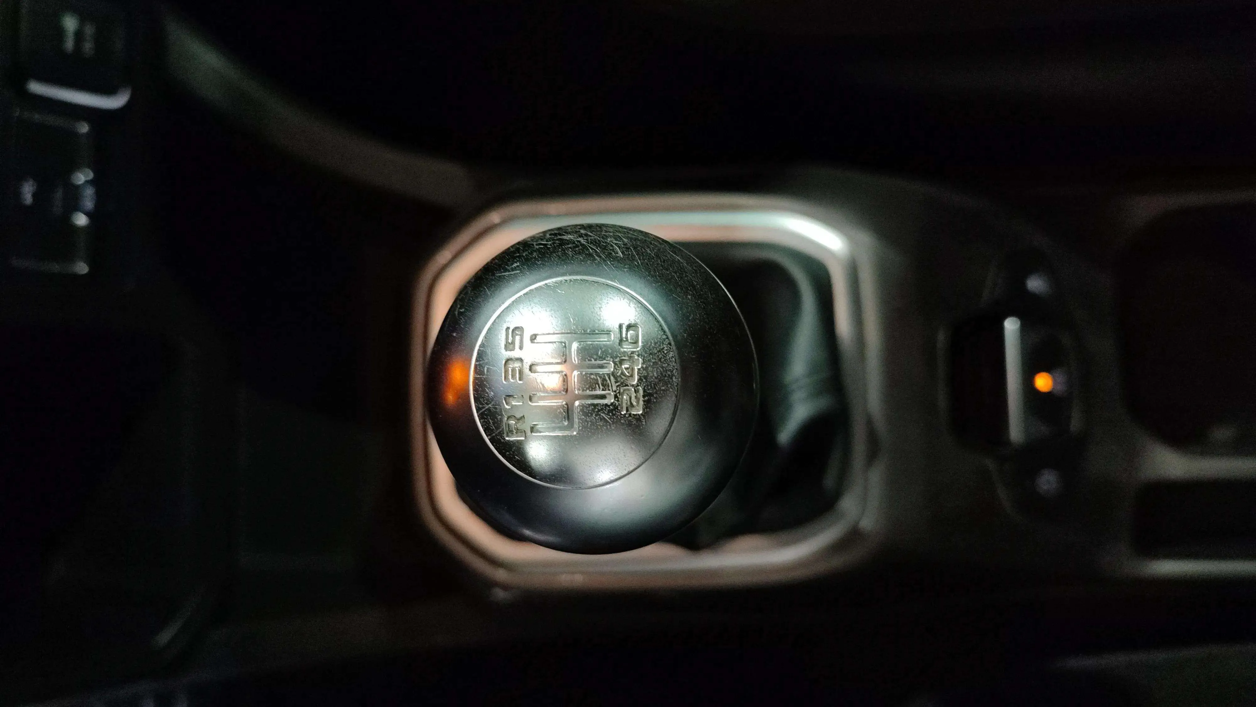 Jeep Renegade Longitude 1.0G 4x2 - foto 12