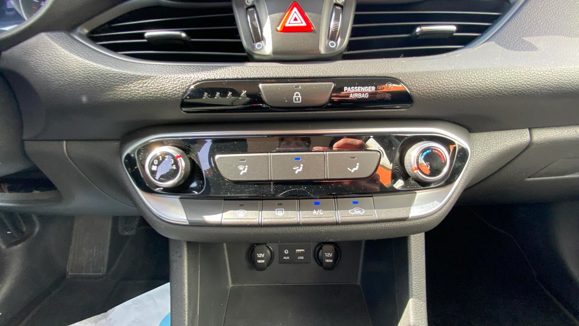Hyundai i30 1.0 T-GDi Essence - foto 28