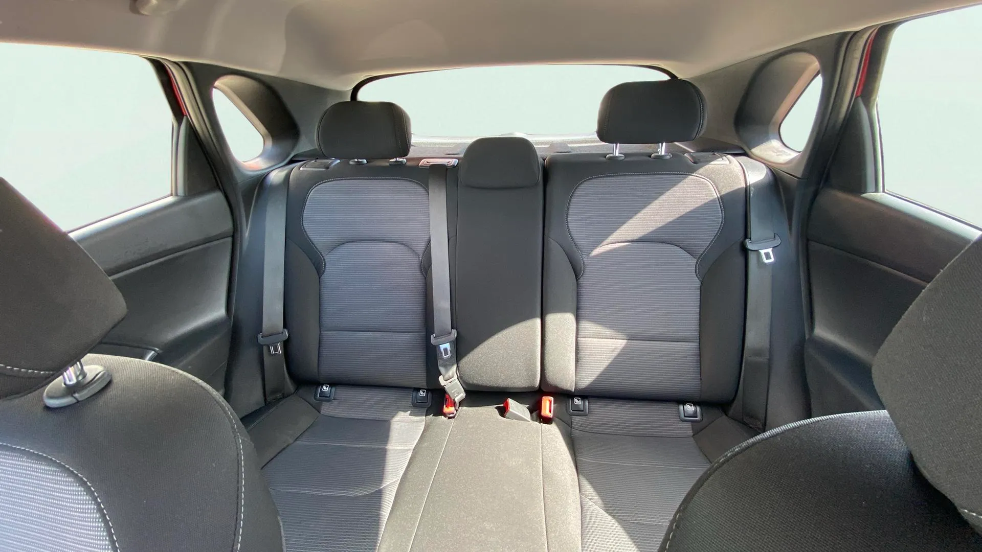 Hyundai i30 1.0 T-GDi Essence - foto 19