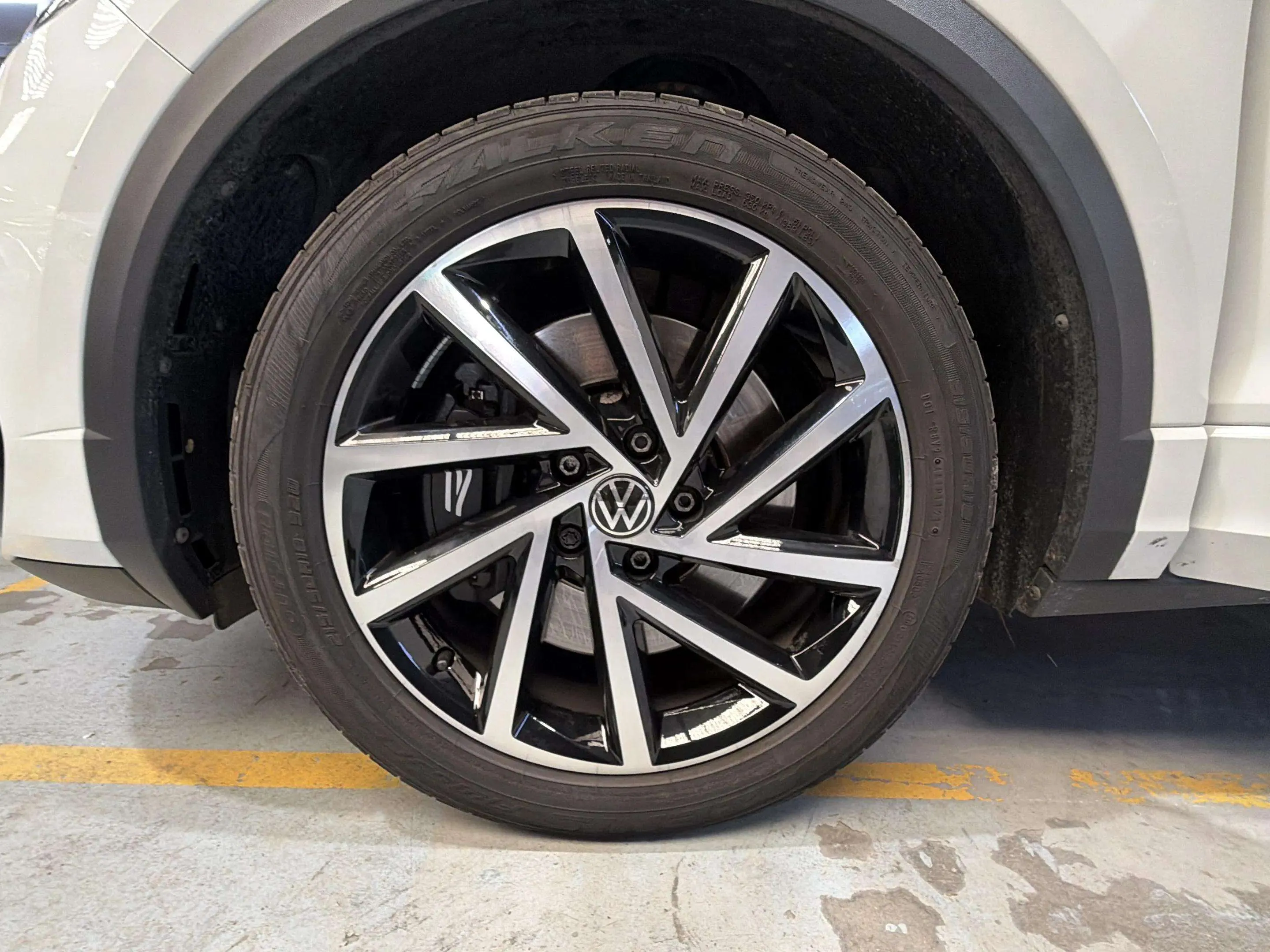 Volkswagen T-Roc R 2.0 TSI 4Motion DSG - foto 28