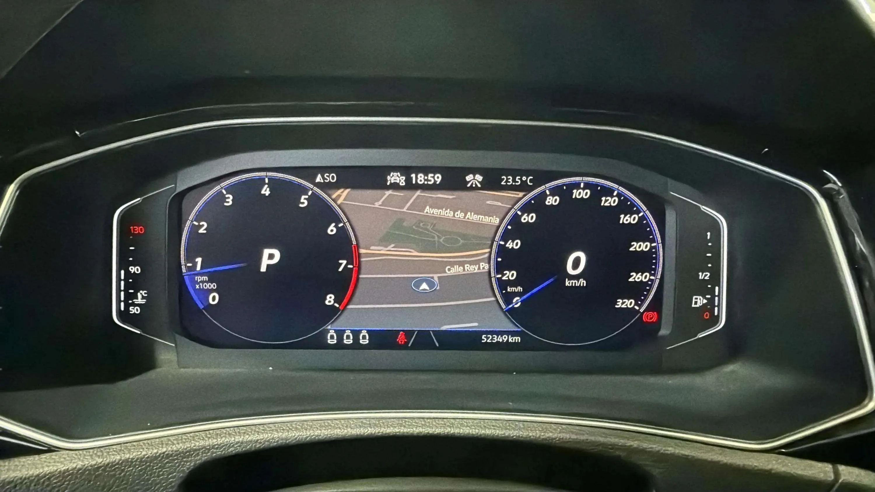 Volkswagen T-Roc R 2.0 TSI 4Motion DSG - foto 12