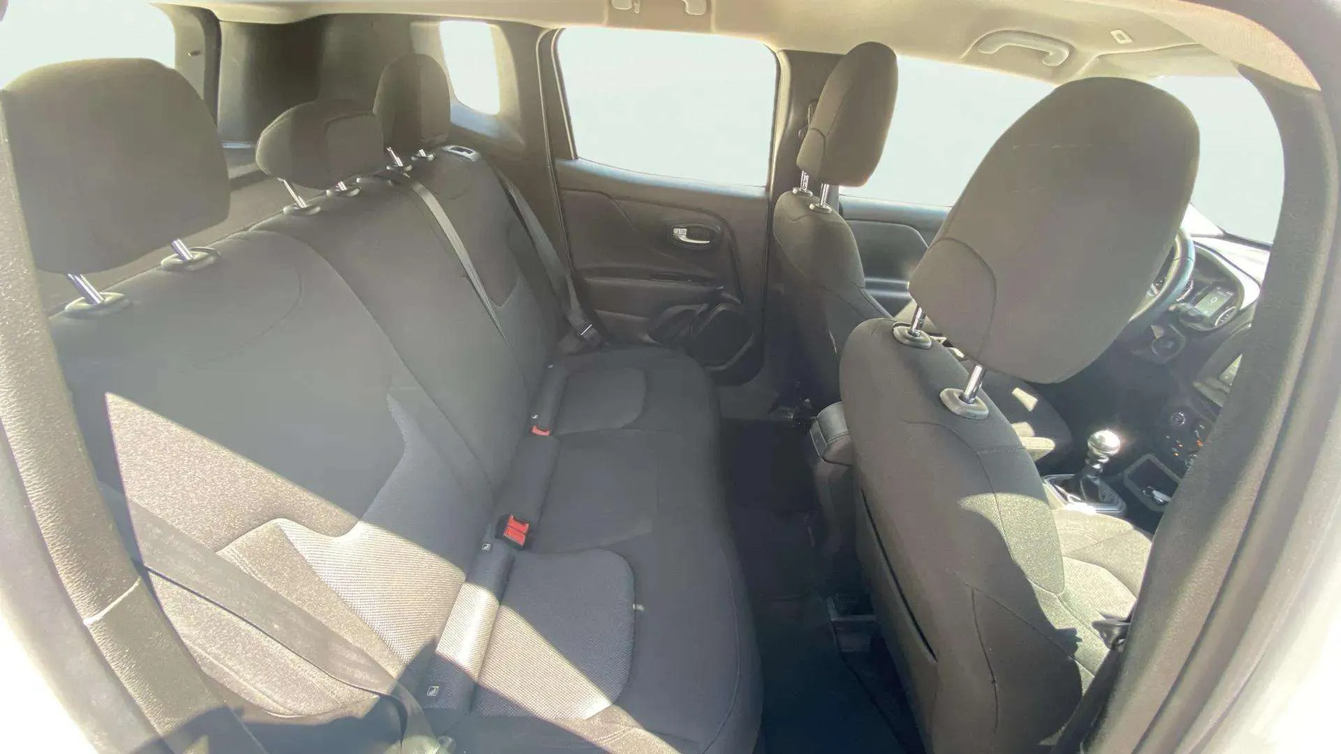 Jeep Renegade Longitude 1.0G 4x2 - foto 15