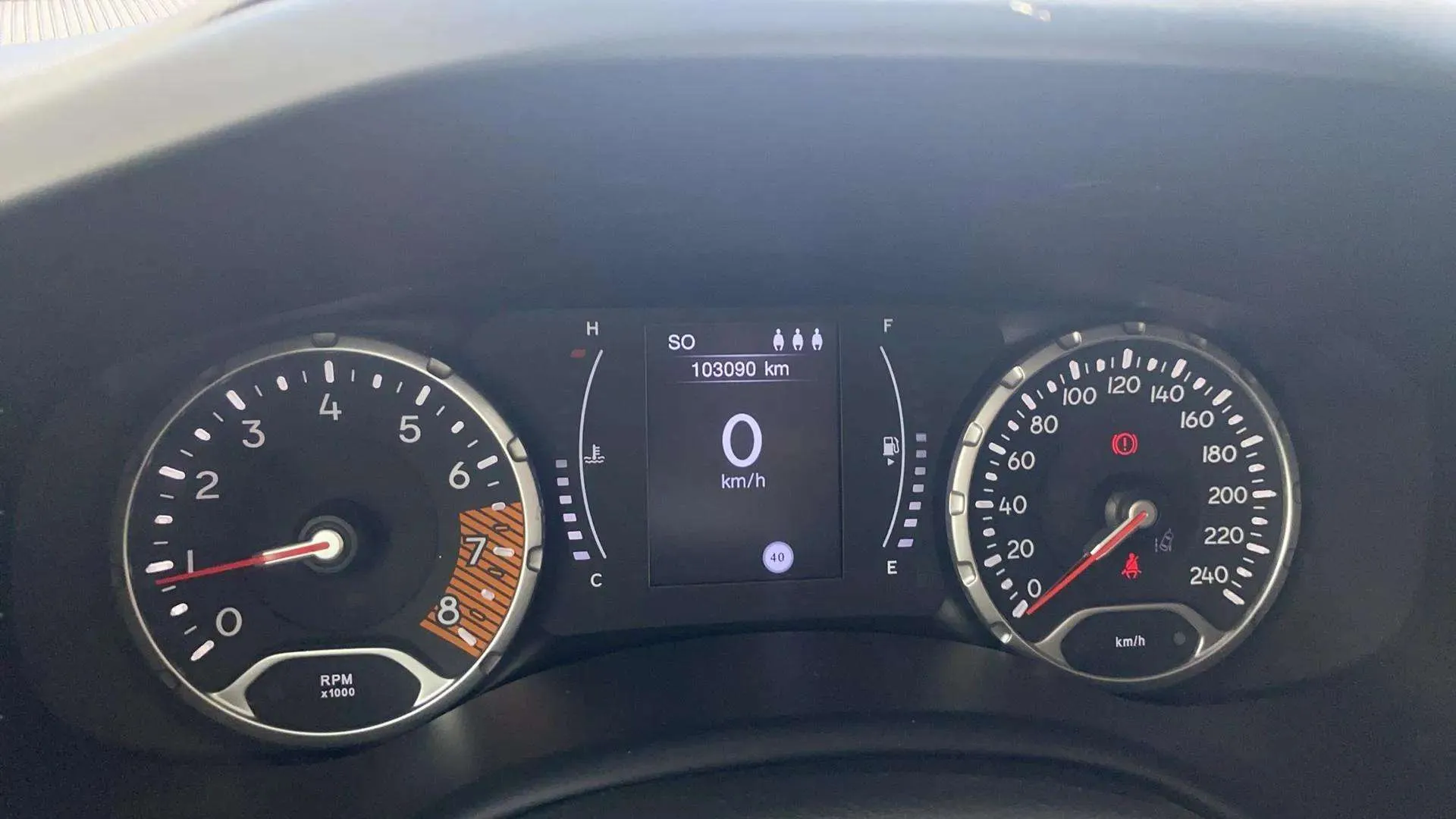 Jeep Renegade Longitude 1.0G 4x2 - foto 13