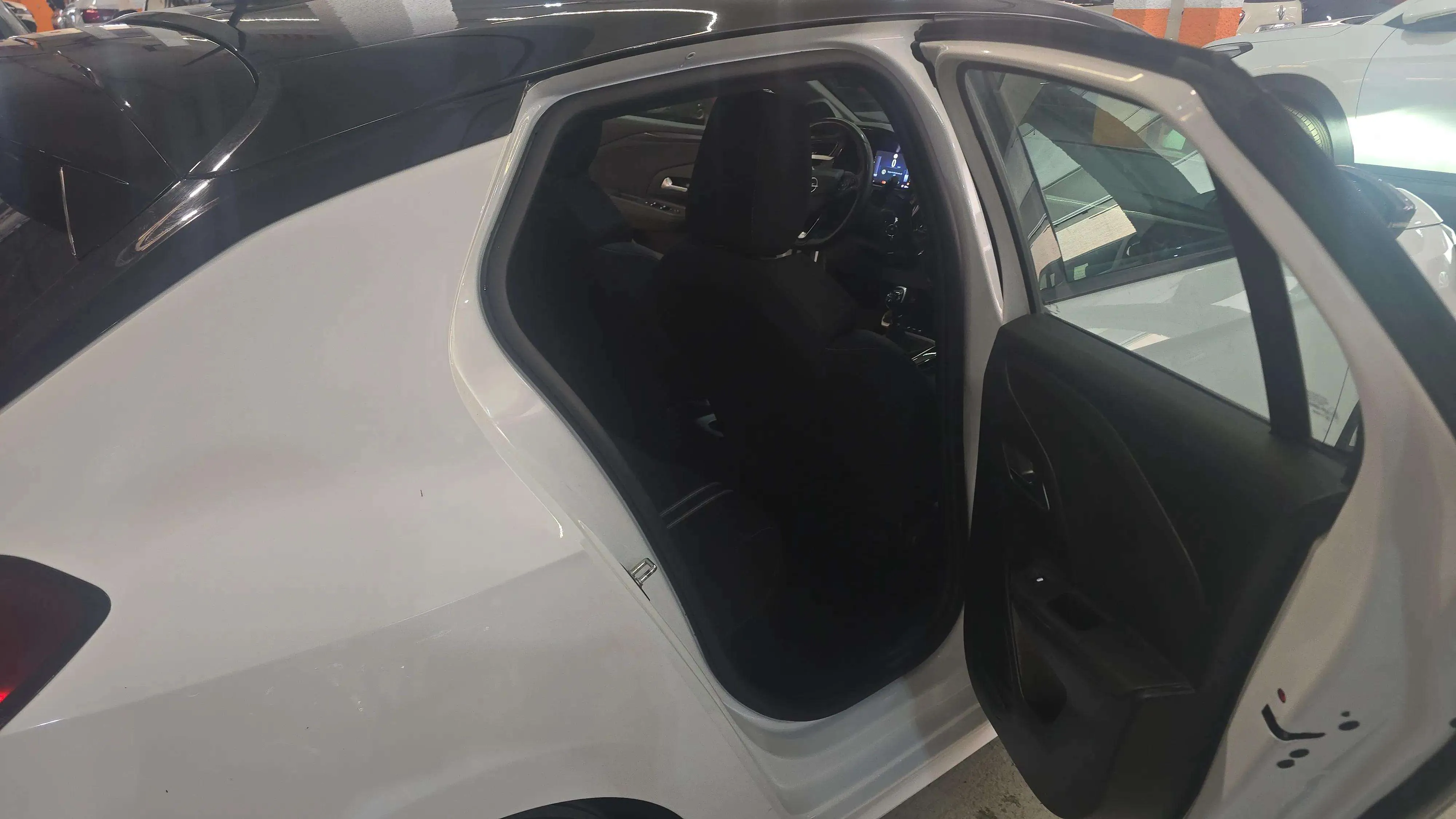 Opel Corsa 1.2T XHL GS - foto 8