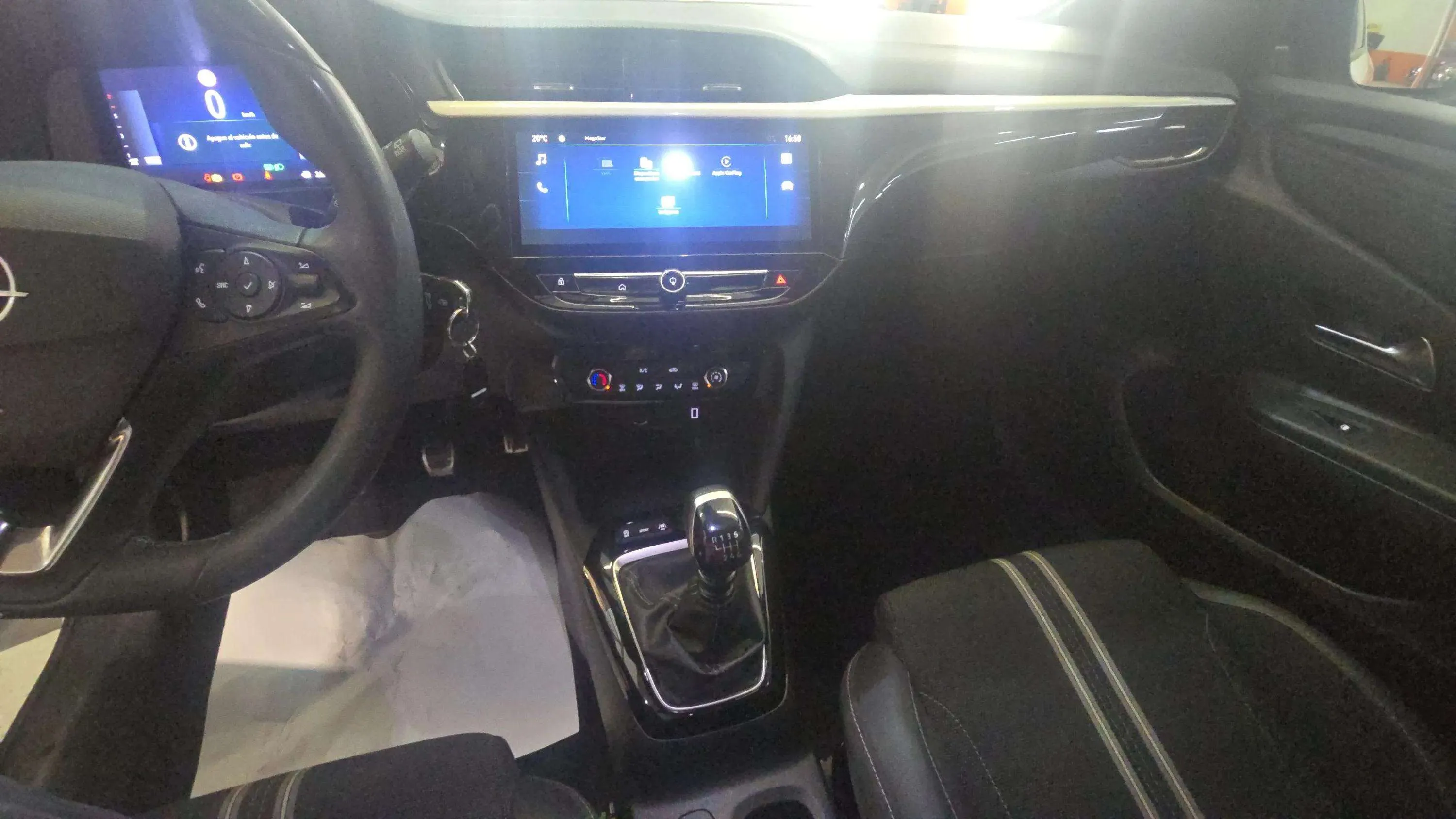 Opel Corsa 1.2T XHL GS - foto 9