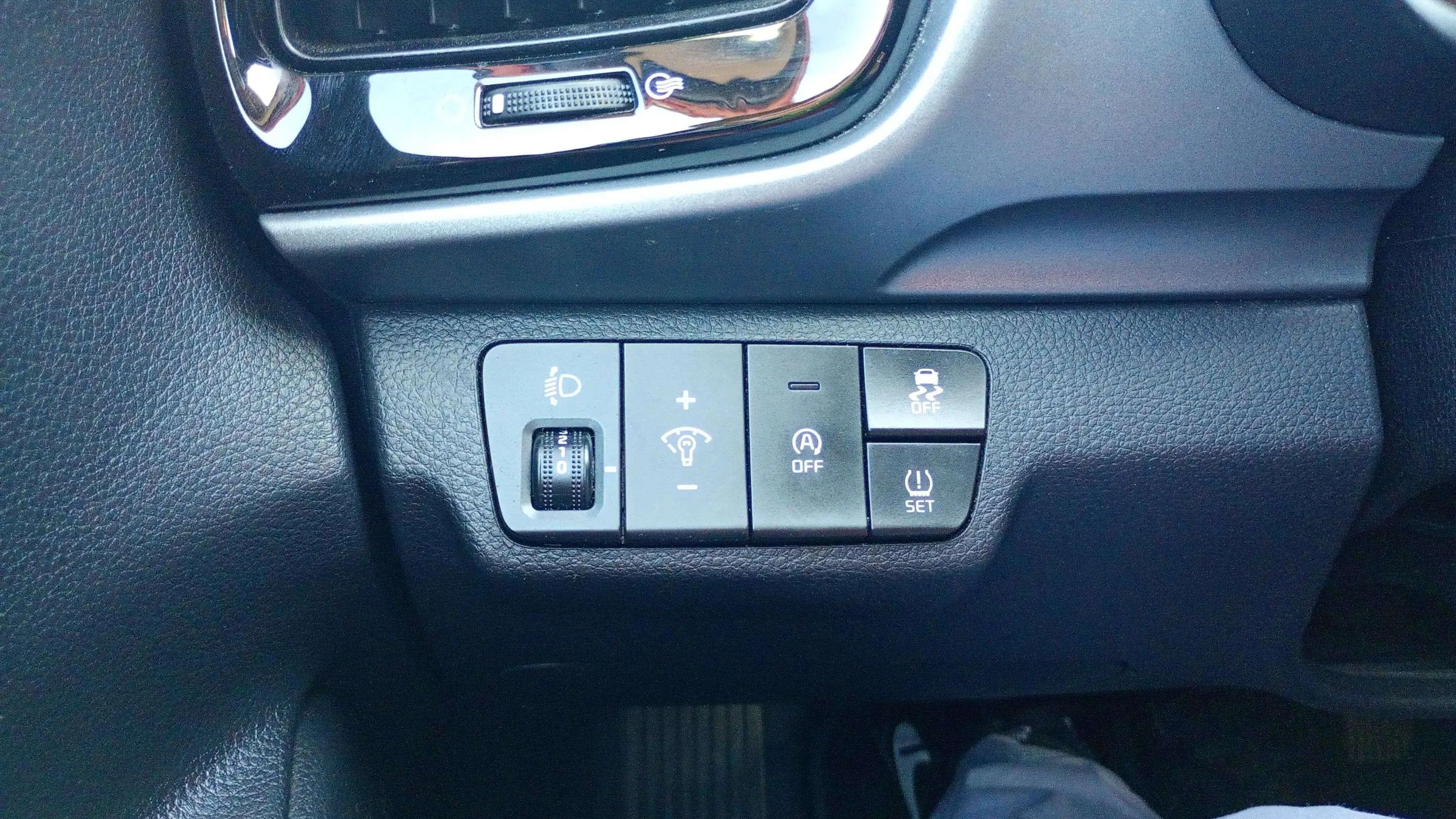 Kia Stonic 1.0 T-GDi MHEV Drive - foto 20