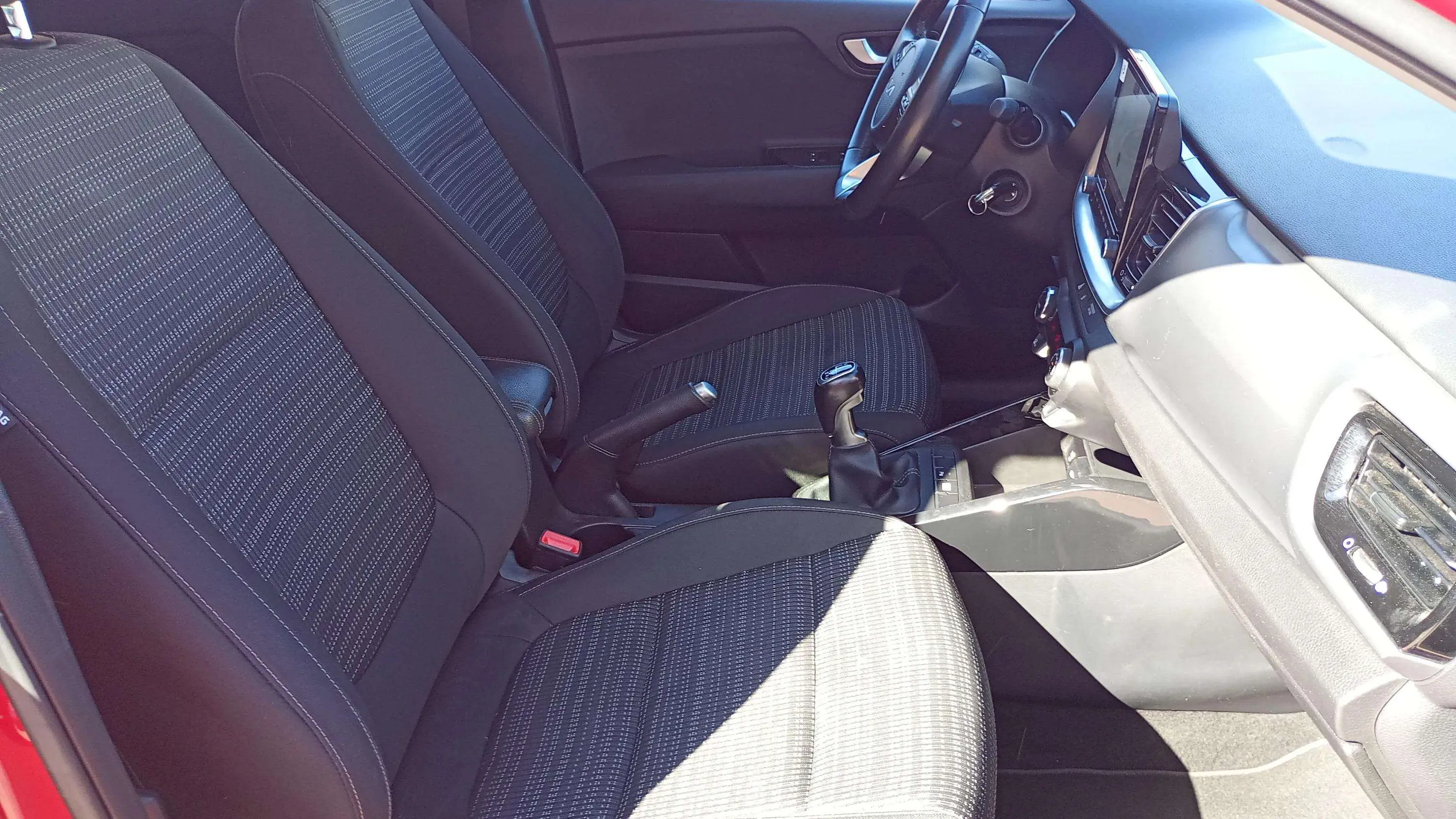 Kia Stonic 1.0 T-GDi MHEV Drive - foto 21