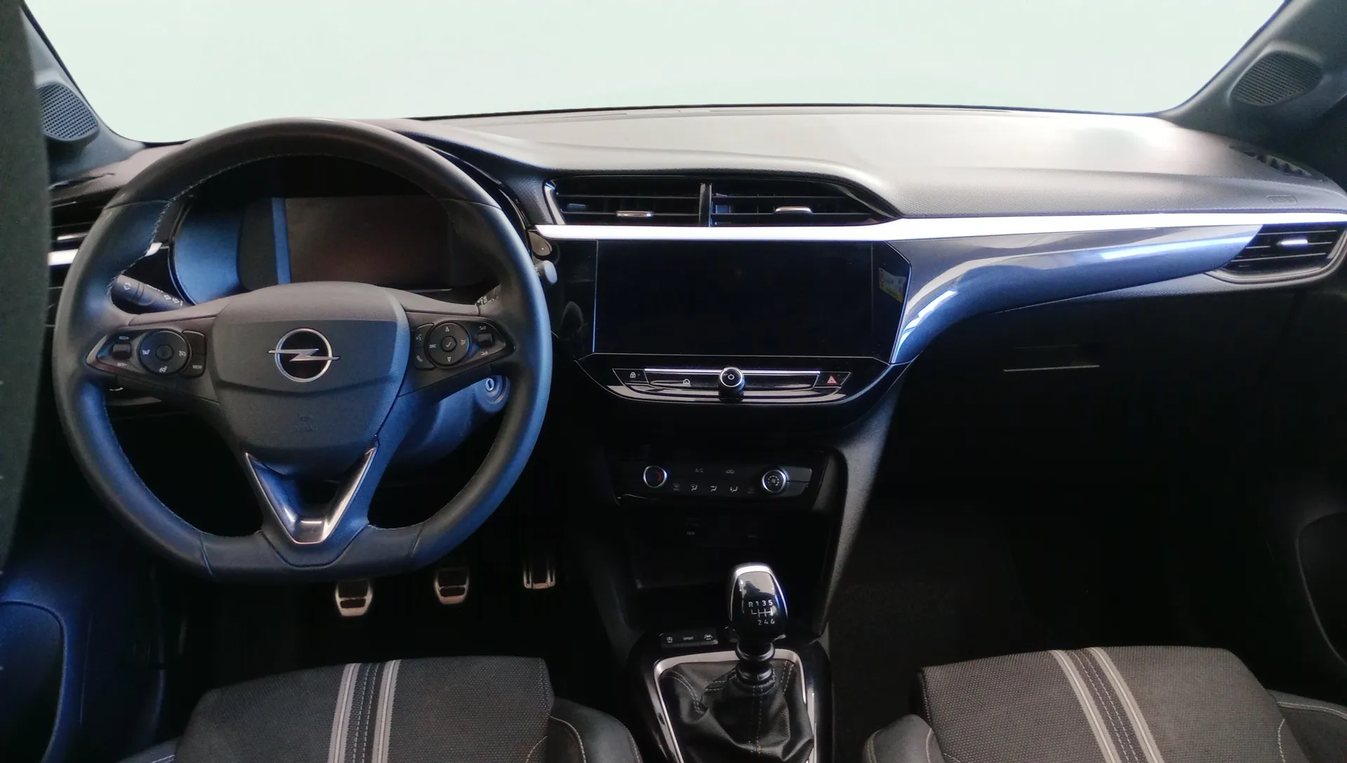 Opel Corsa 1.2T XHL GS - foto 11
