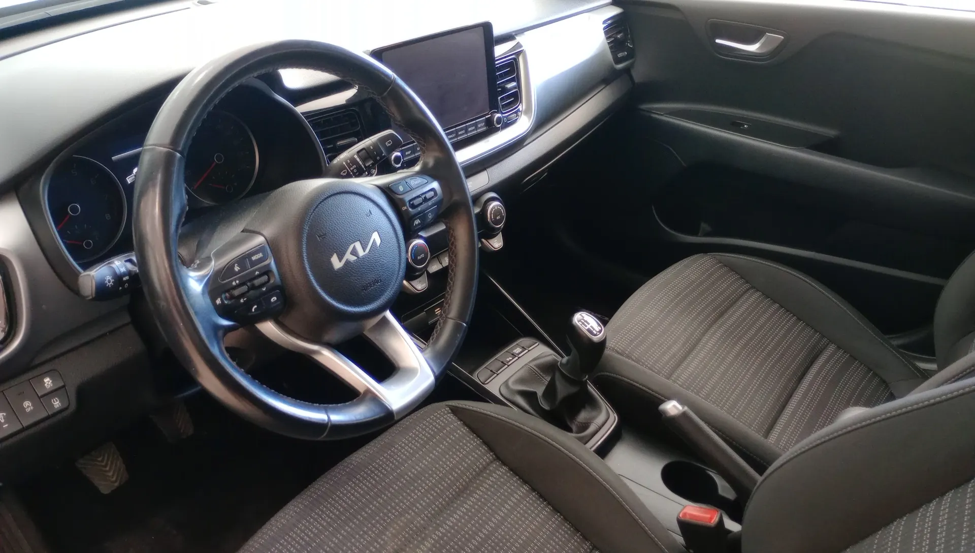 Kia Stonic 1.0 T-GDi MHEV Drive - foto 7