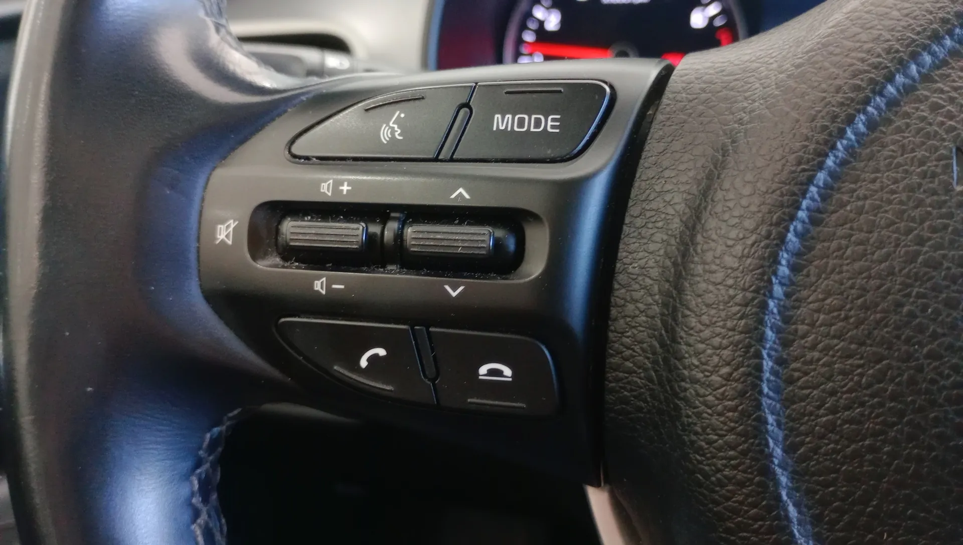 Kia Stonic 1.0 T-GDi MHEV Drive - foto 14