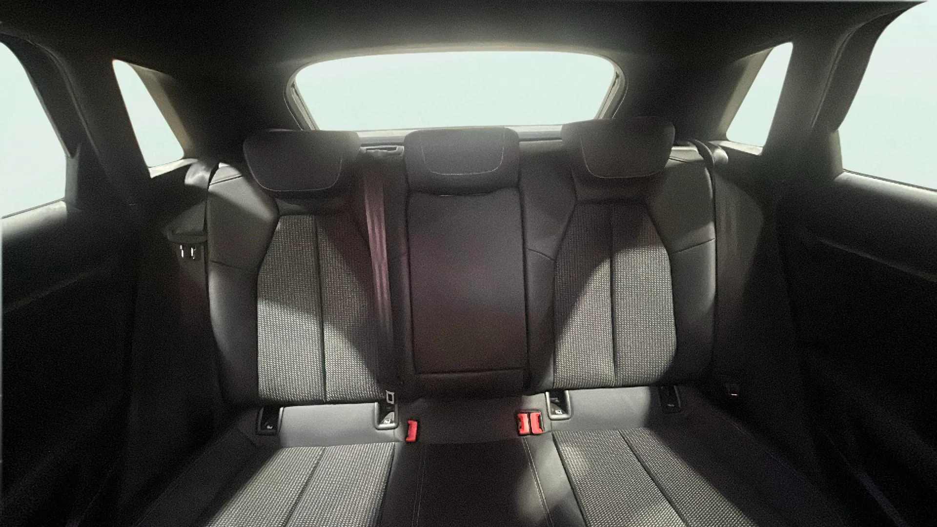 Audi A3 Sportback Genuine 35 TDI S tronic - foto 17