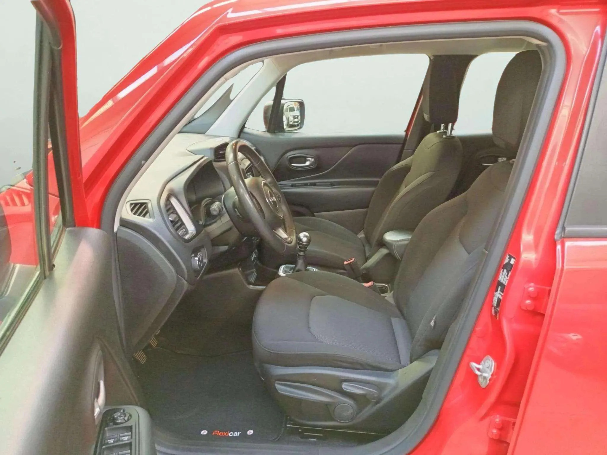 Jeep Renegade Longitude 1.0G 4x2 - foto 13