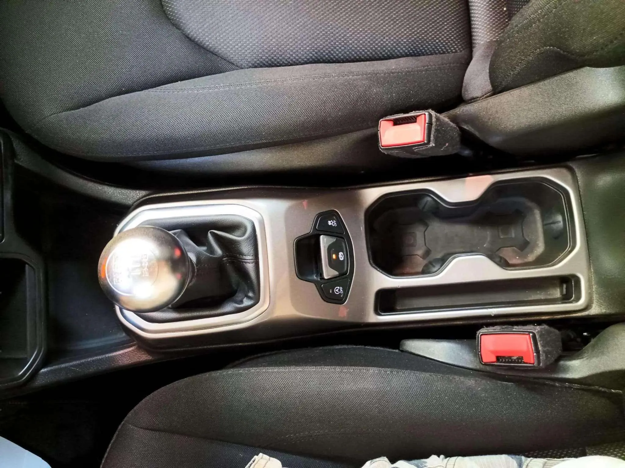 Jeep Renegade Longitude 1.0G 4x2 - foto 10