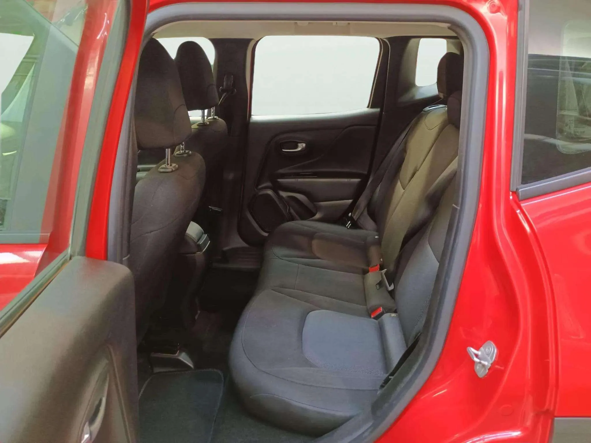Jeep Renegade Longitude 1.0G 4x2 - foto 9