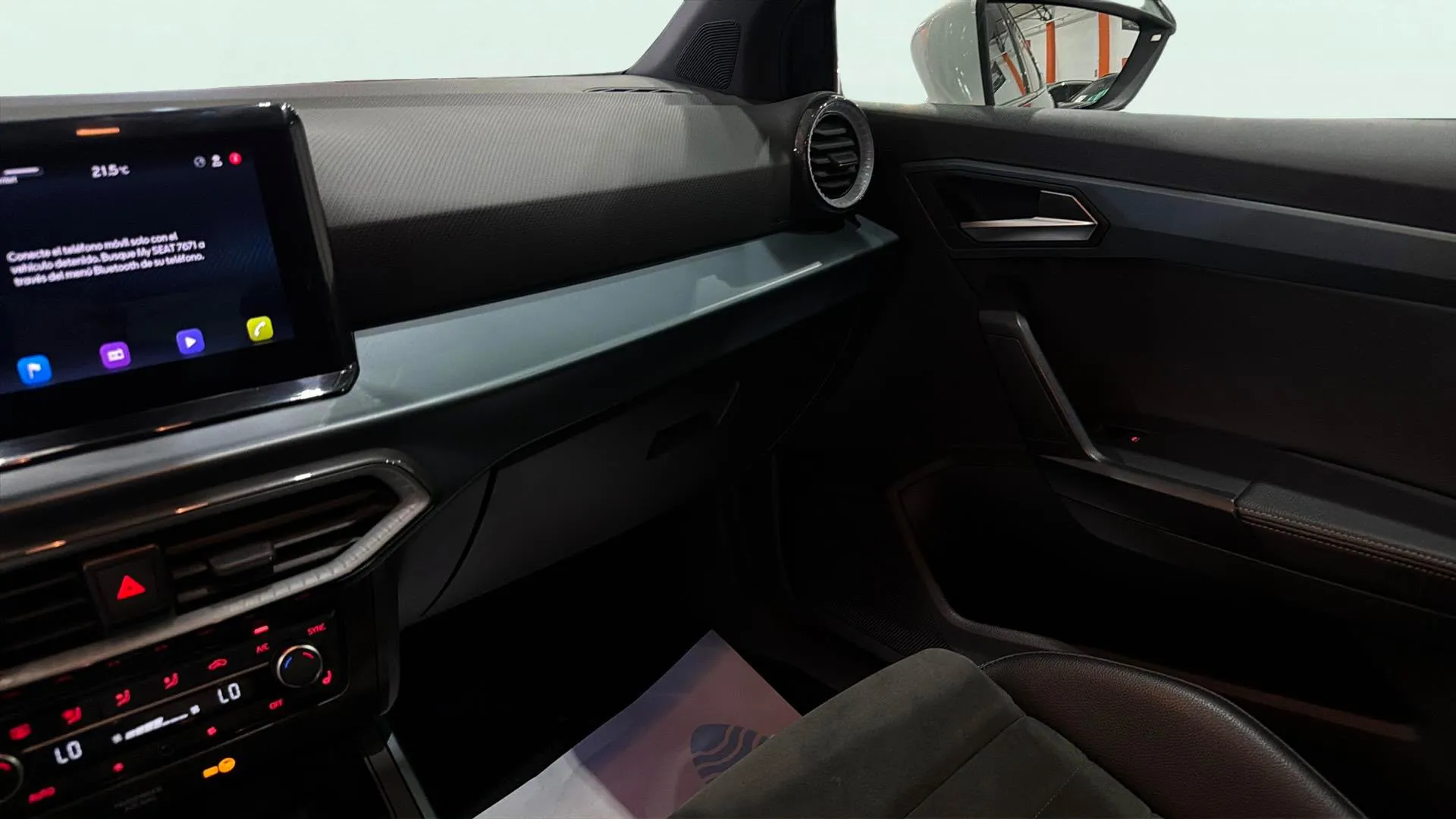 SEAT Arona 1.5 TSI DSG Special Edition - foto 23