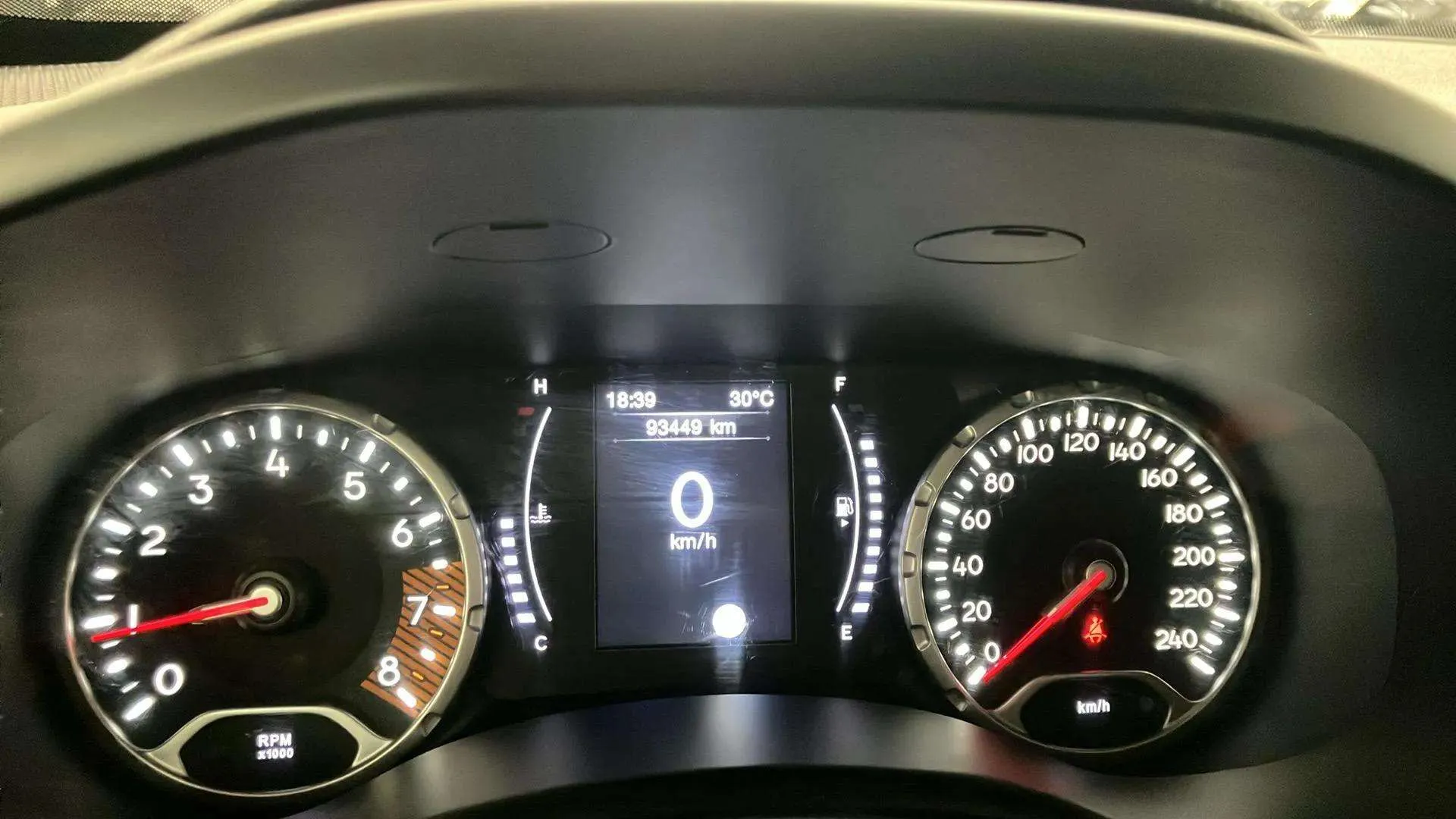Jeep Renegade Longitude 1.0G 4x2 - foto 8