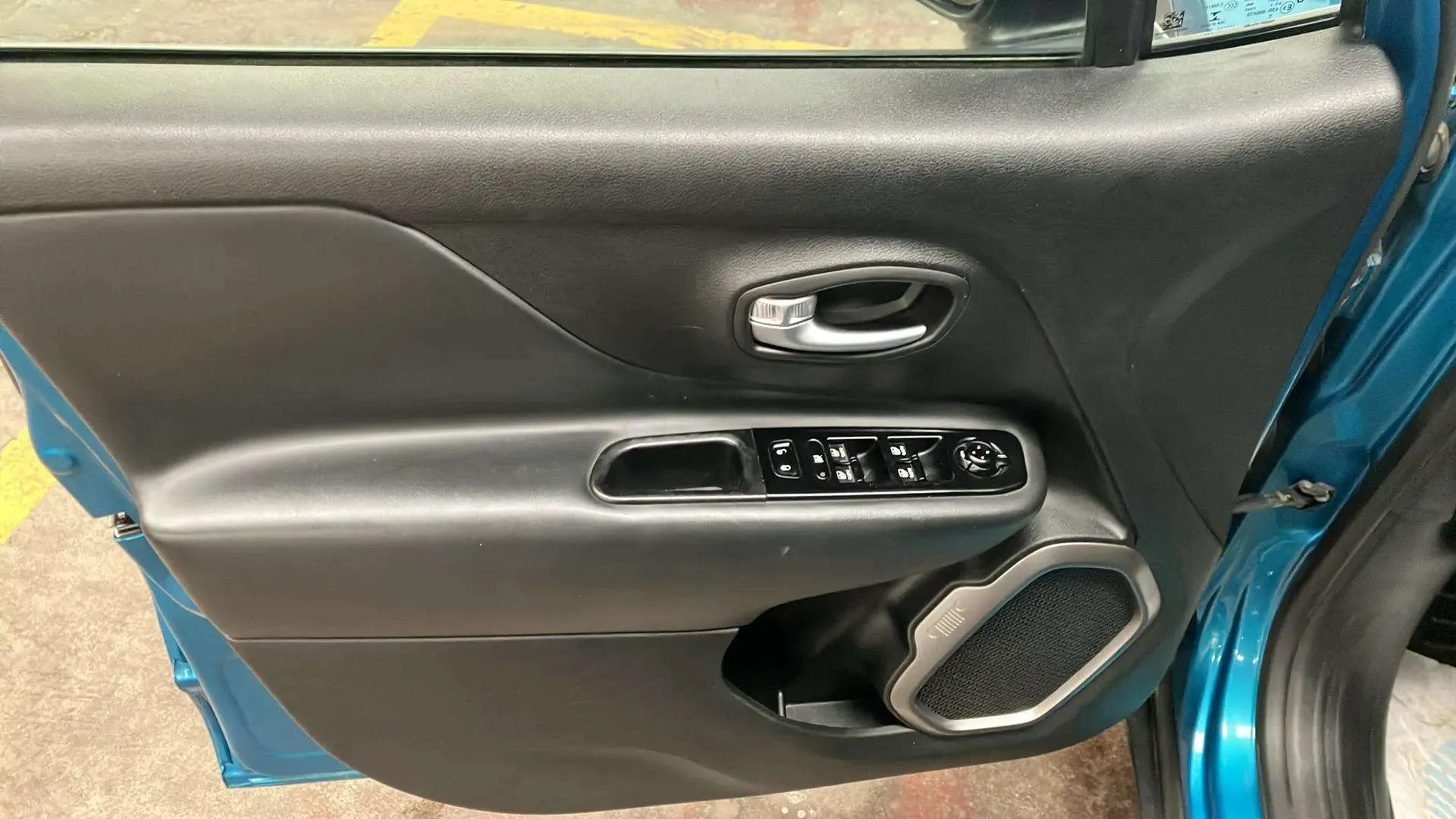 Jeep Renegade Longitude 1.0G 4x2 - foto 10