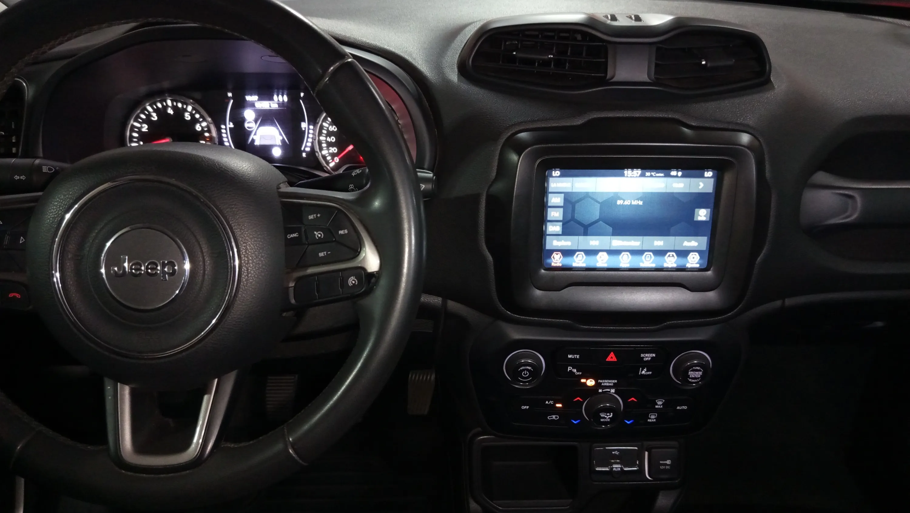 Jeep Renegade Longitude 1.0G 4x2 - foto 11